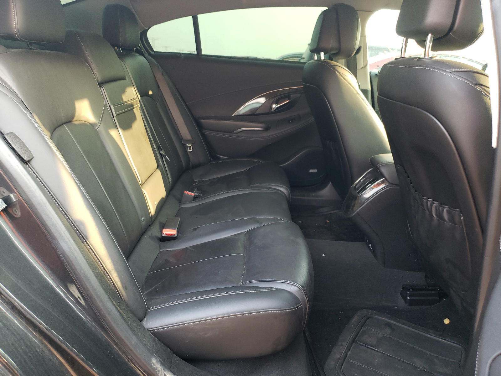 Photo 6 from auction – 2014 BUICK LACROSSE with VIN 1G4GB5GR9EF152322