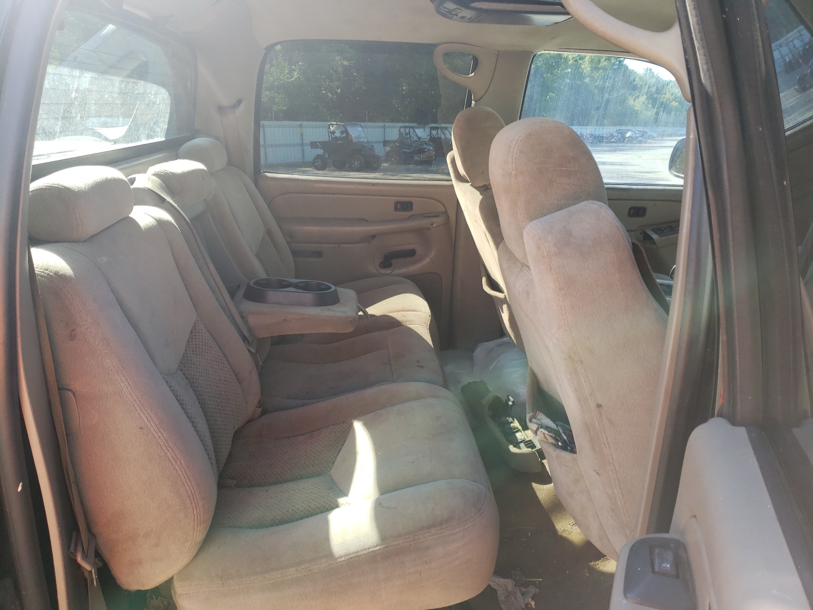 Photo 6 from auction – 2005 CHEVROLET AVALANCHE with VIN 3GNEC12Z95G140587