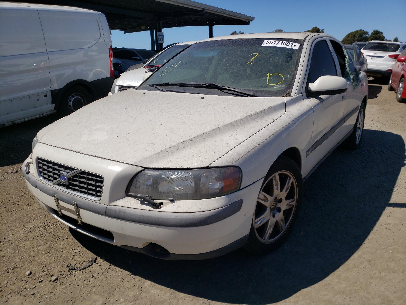 Photo 2 from auction – 2002 VOLVO S60 2.5T with VIN YV1RH58D622191901