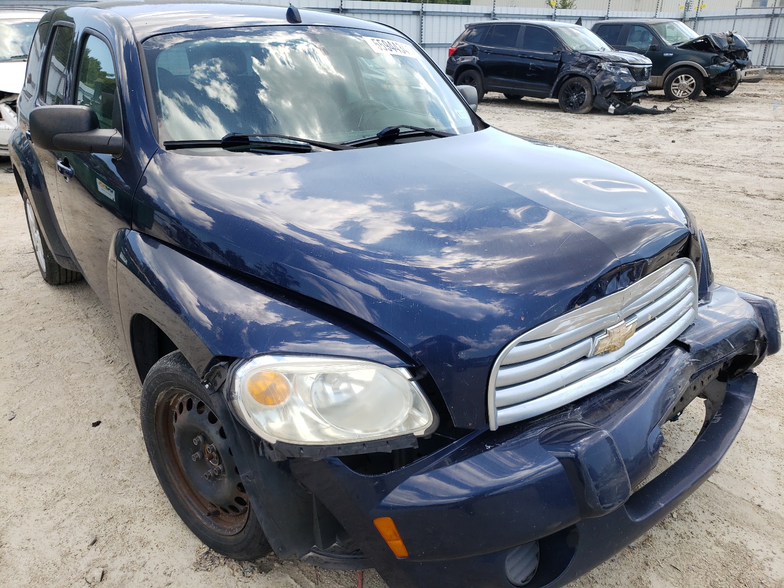 Photo 1 from auction – 2010 CHEVROLET HHR LS with VIN 3GNBAADB0AS627256