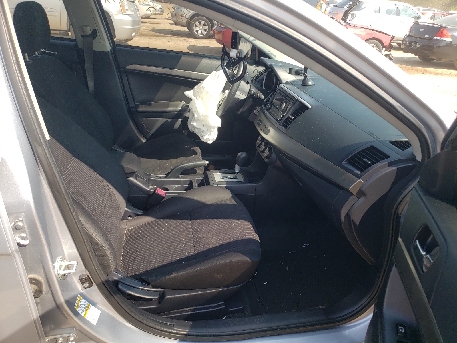 Photo 5 from auction – 2015 MITSUBISHI LANCER ES with VIN JA32U2FU9FU021397