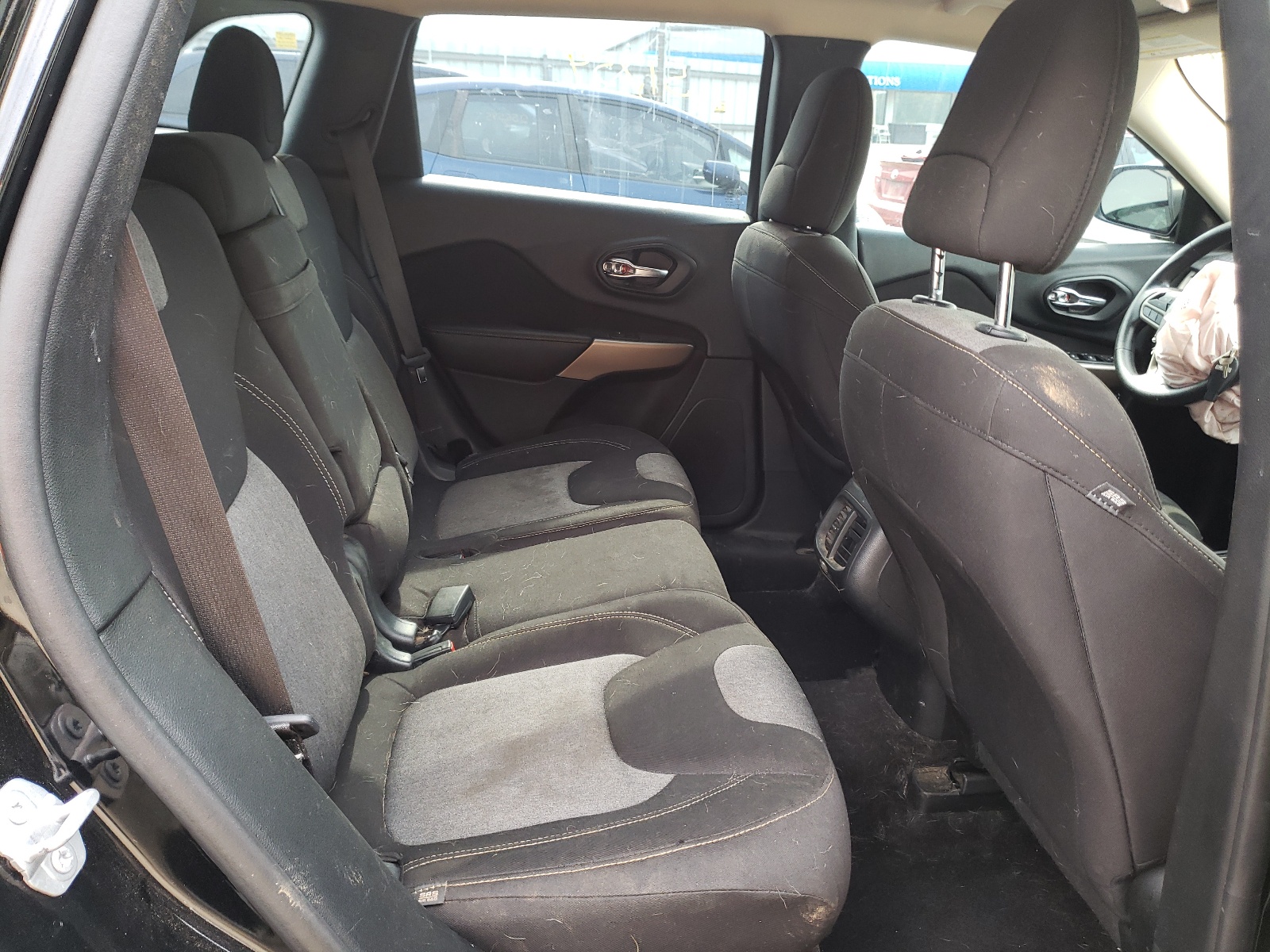 Photo 6 from auction – 2017 JEEP CHEROKEE S with VIN 1C4PJLABXHD232025