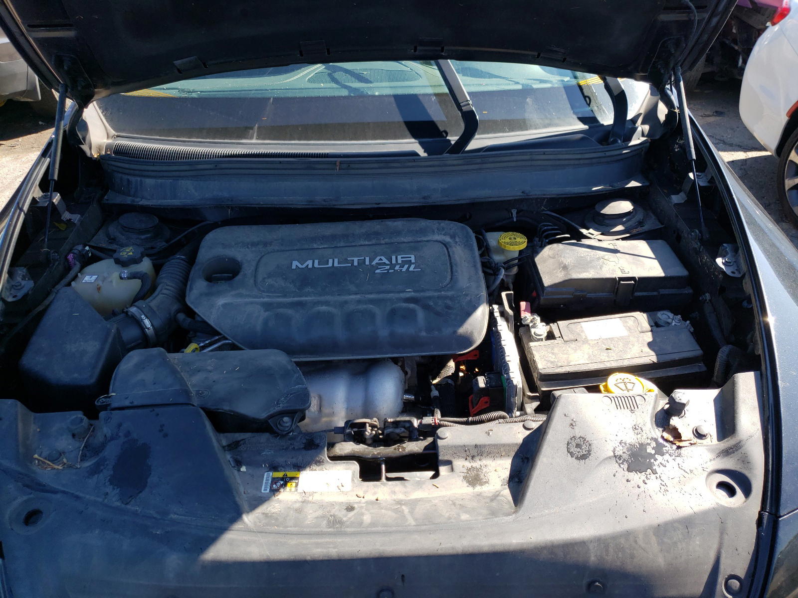 Photo 7 from auction – 2016 JEEP CHEROKEE L with VIN 1C4PJMCB3GW166455