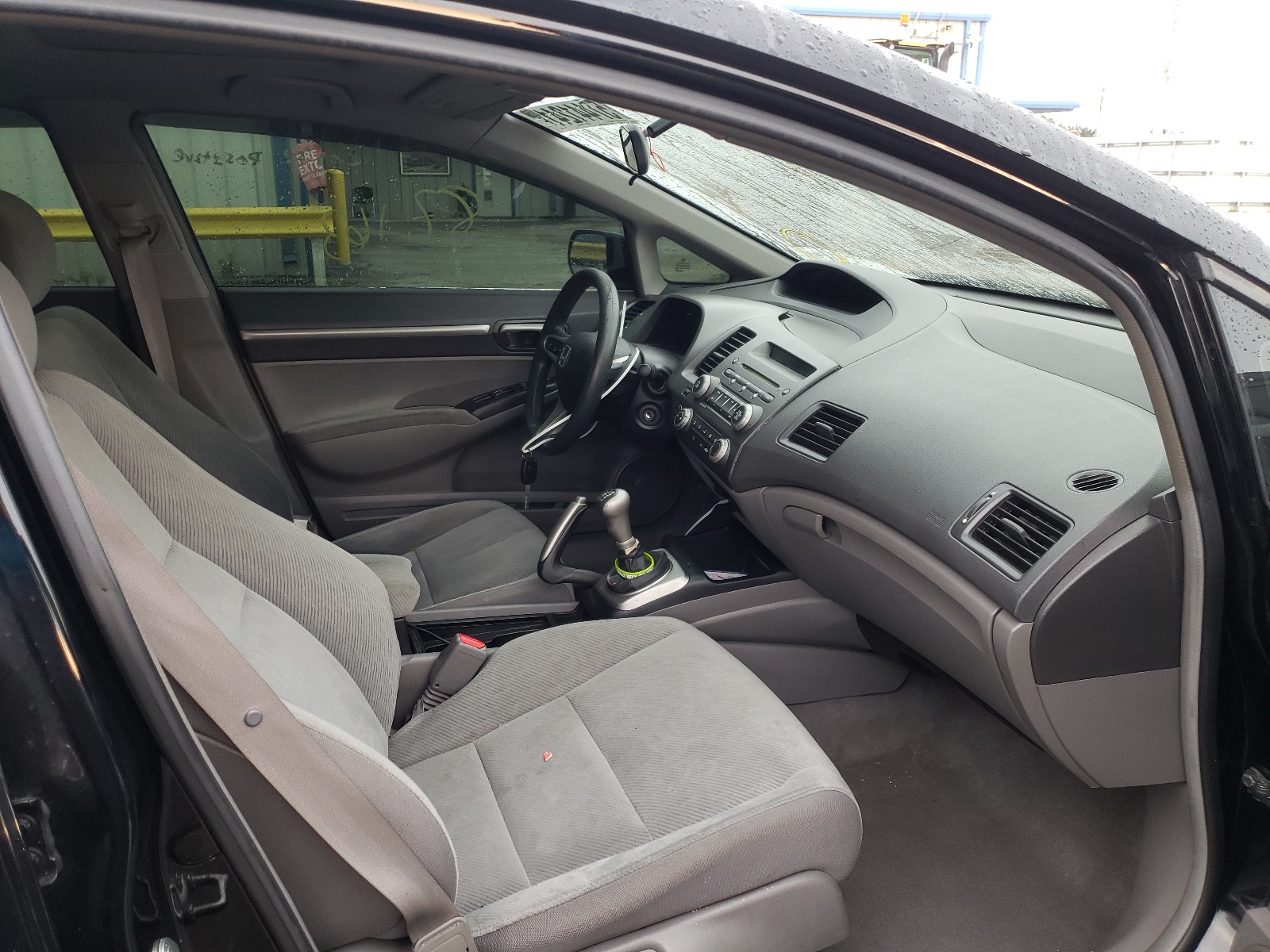 Zdjęcie 18 z aukcji – 2010 HONDA CIVIC EX z VIN 2HGFA1E86AH517023