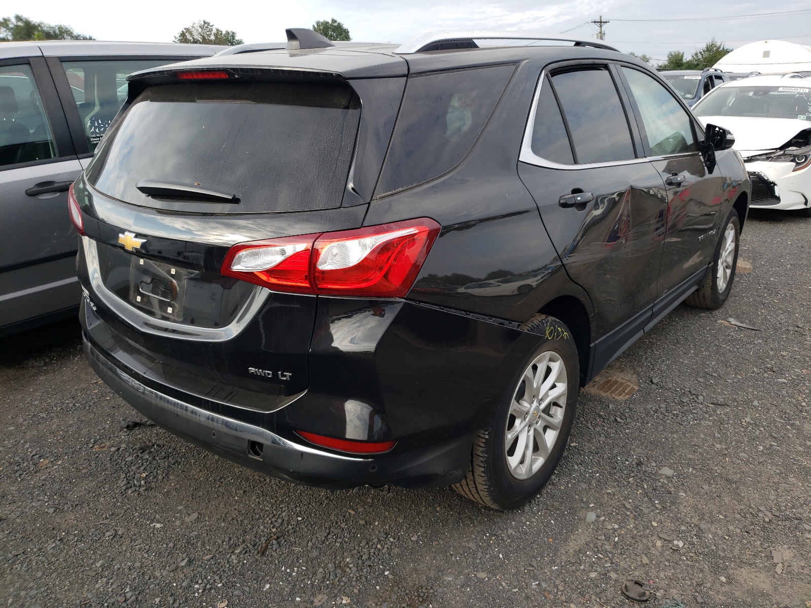 Photo 4 from auction – 2018 CHEVROLET EQUINOX LT with VIN 2GNAXSEV2J6248850