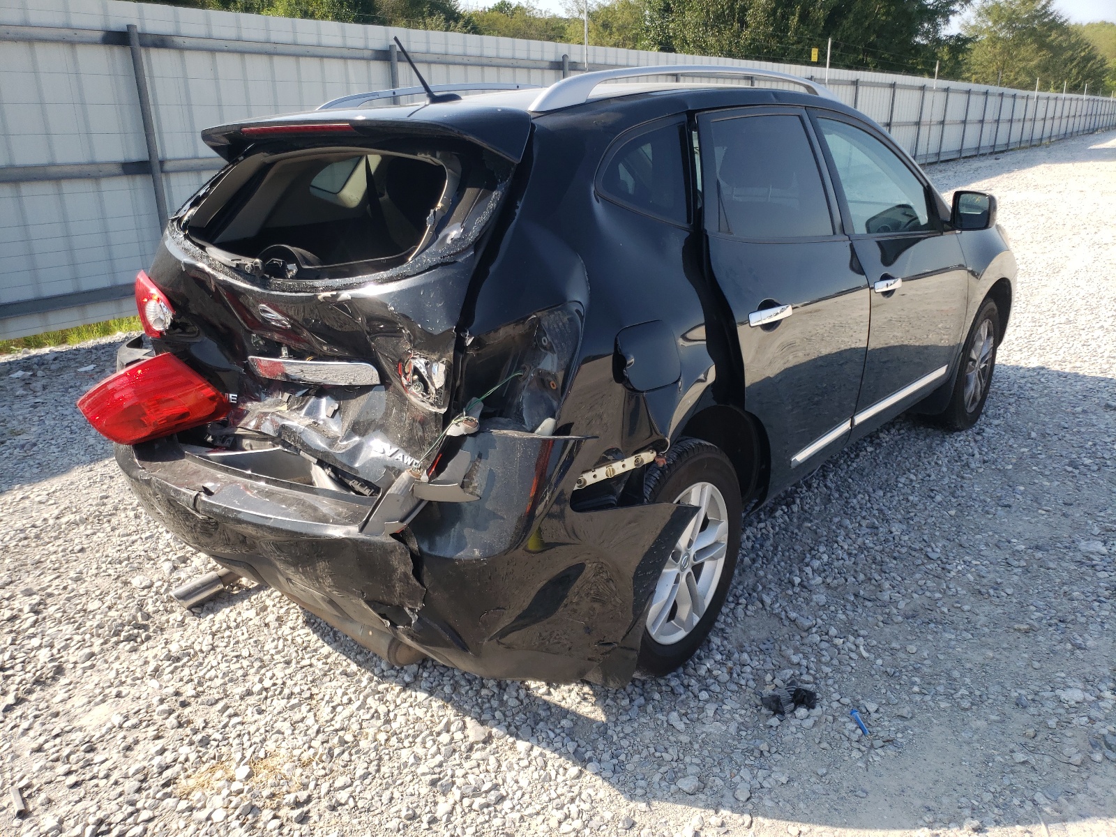 Photo 4 from auction – 2012 NISSAN ROGUE S with VIN JN8AS5MV0CW352552