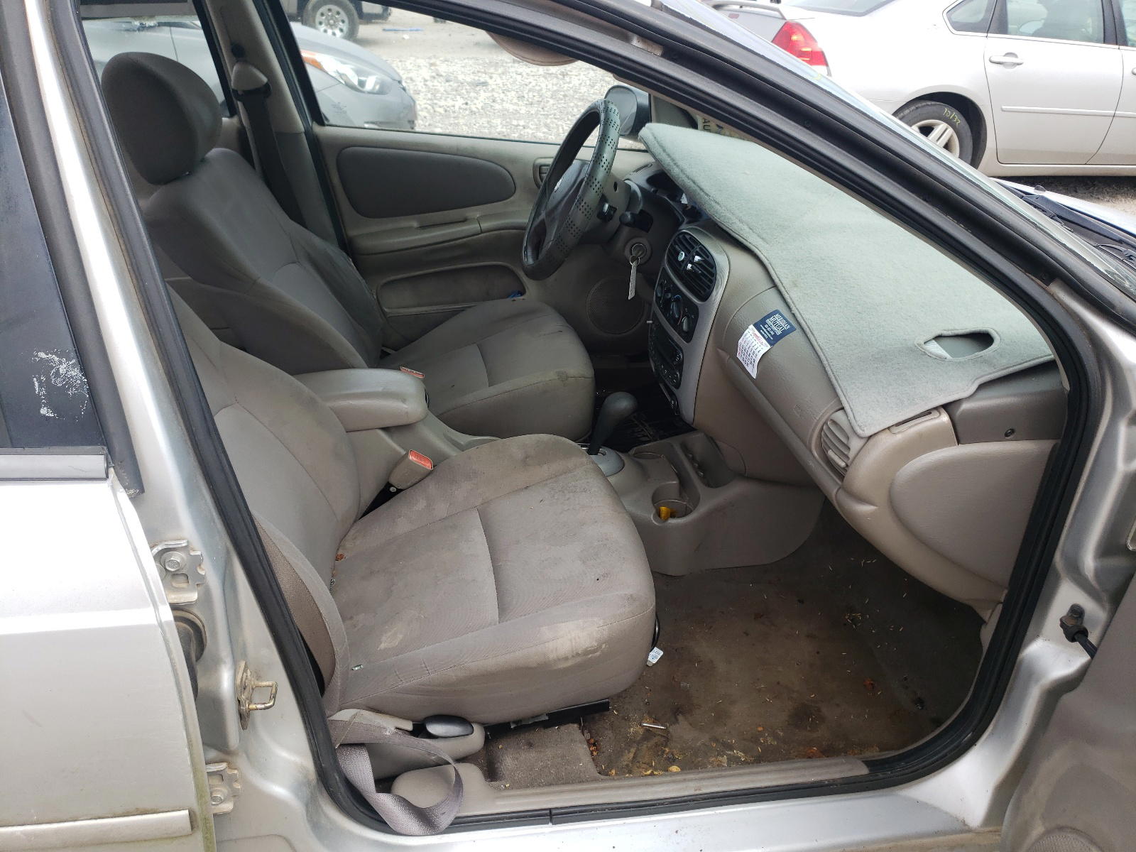 Photo 5 from auction – 2005 DODGE NEON SXT with VIN 1B3ES56C65D140926