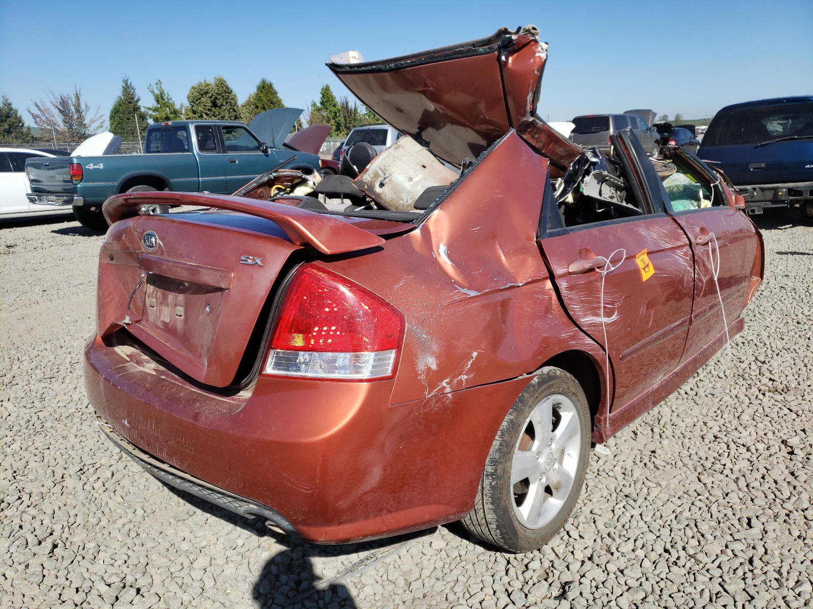 Photo 4 from auction – 2007 KIA SPECTRA with VIN KNAFE122575008959