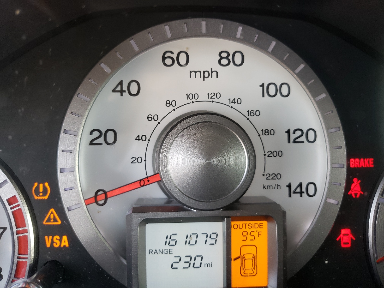 Photo 8 from auction – 2010 HONDA PILOT EXL with VIN 5FNYF4H59AB035826