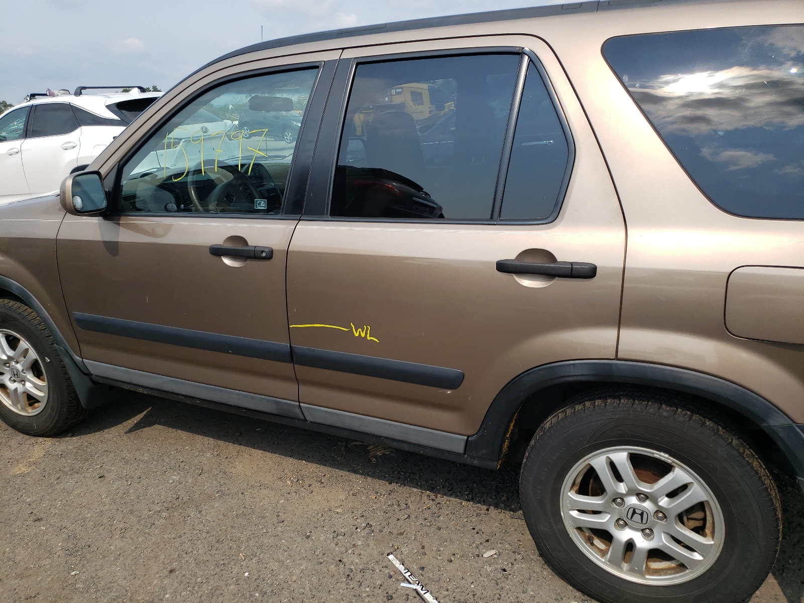 Photo 9 from auction – 2002 HONDA CR-V EX with VIN SHSRD78802U012595