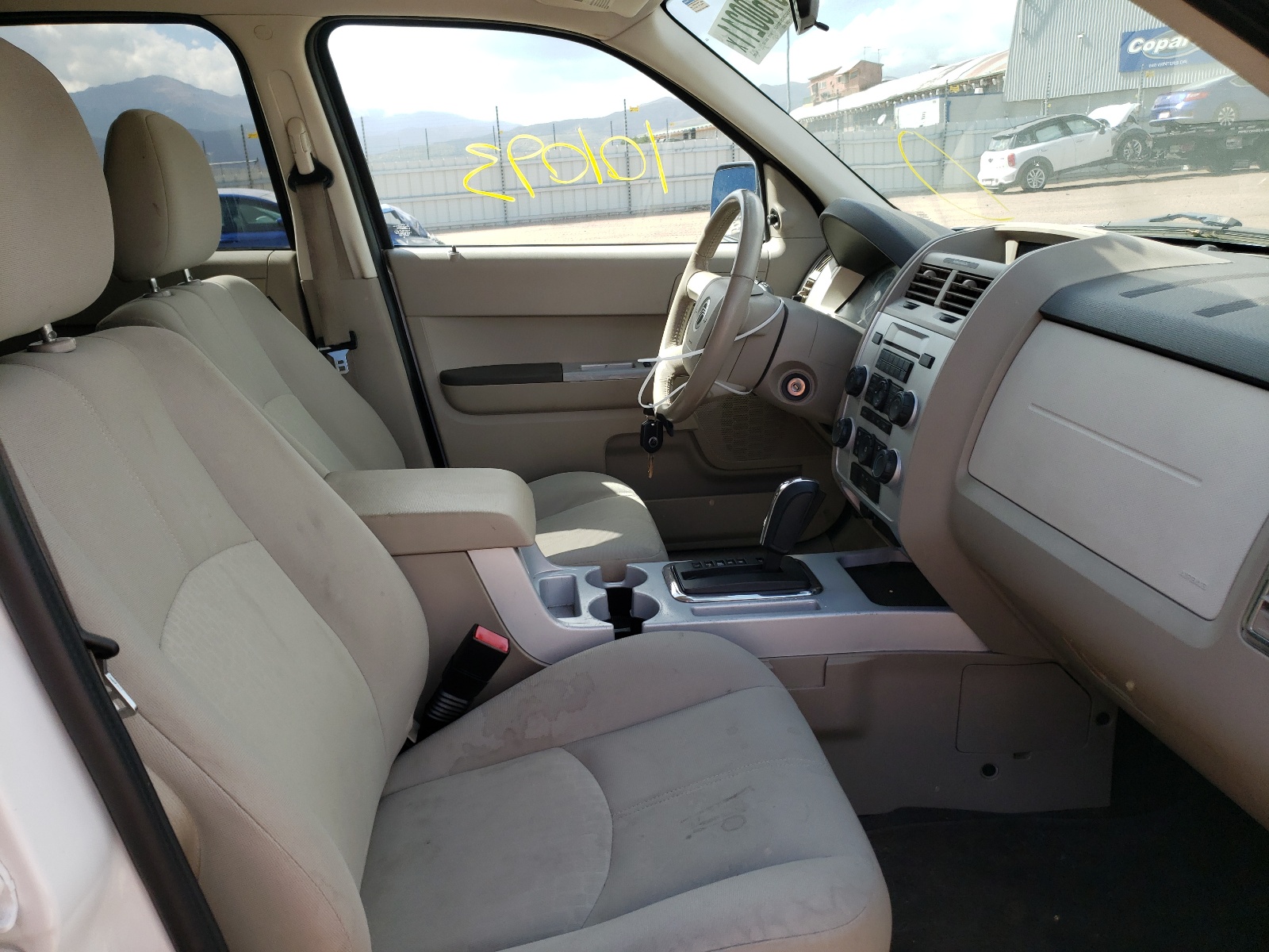 Photo 5 from auction – 2008 MERCURY MARINER with VIN 4M2CU81148KJ52669