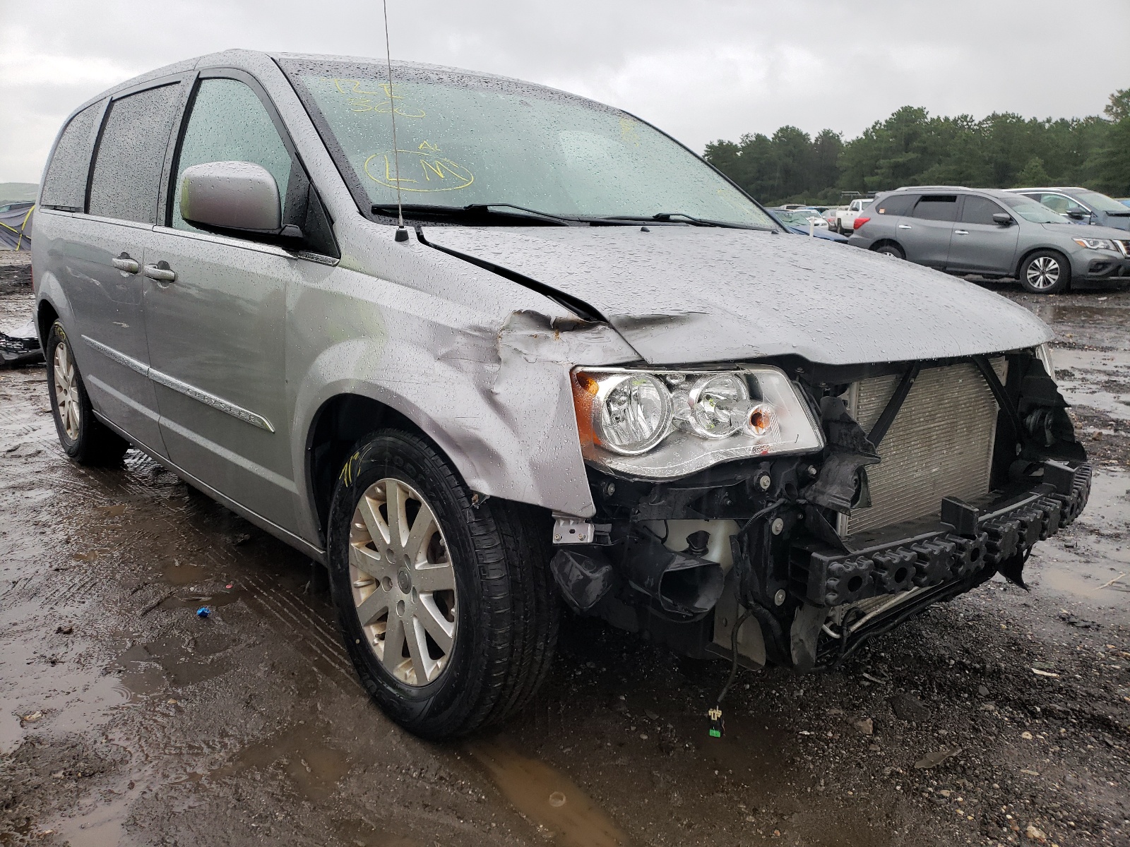 Photo 1 from auction – 2014 CHRYSLER TOWN & COU with VIN 2C4RC1BG1ER446413