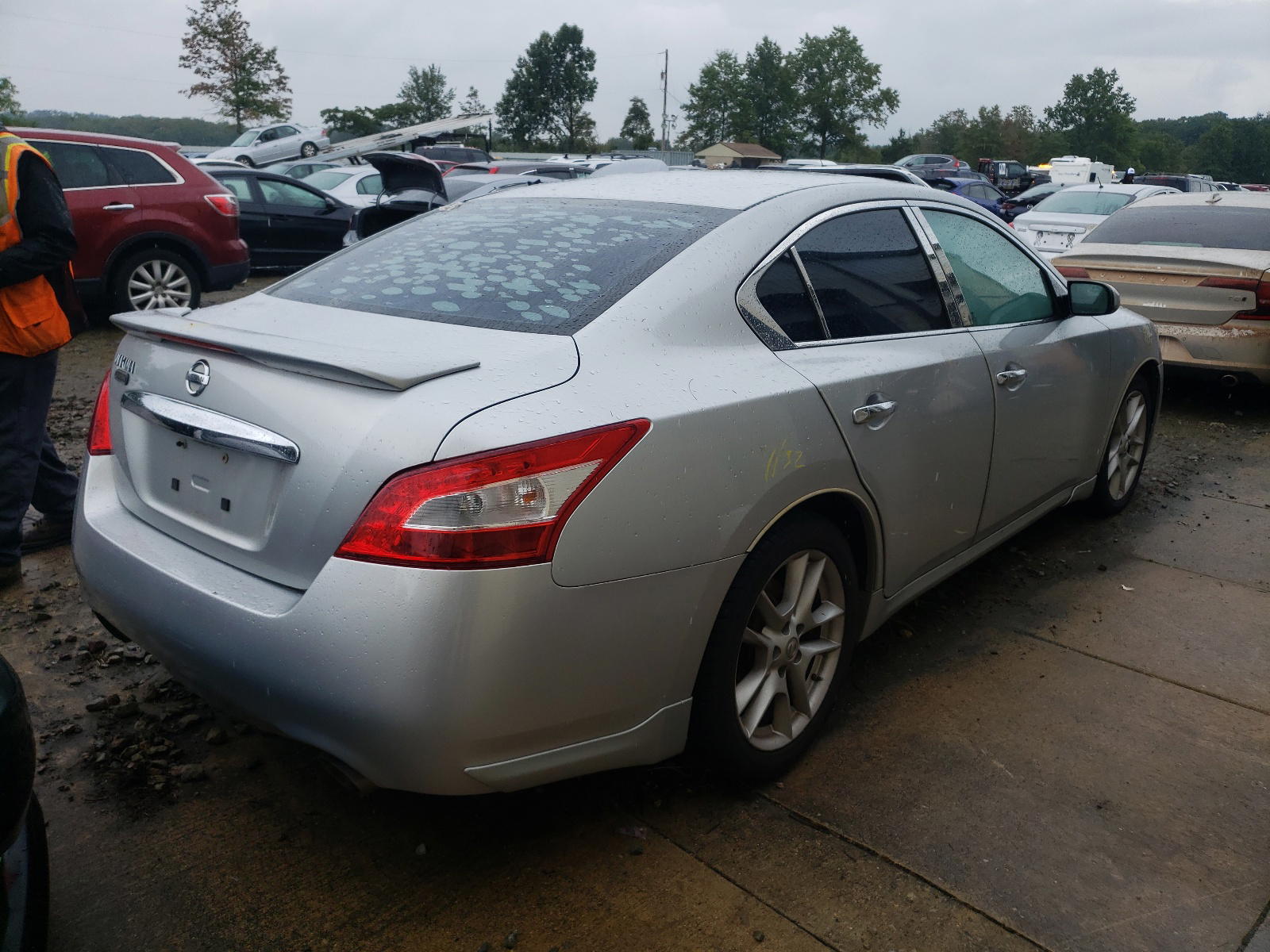Photo 4 from auction – 2009 NISSAN MAXIMA S with VIN 1N4AA51E09C853878