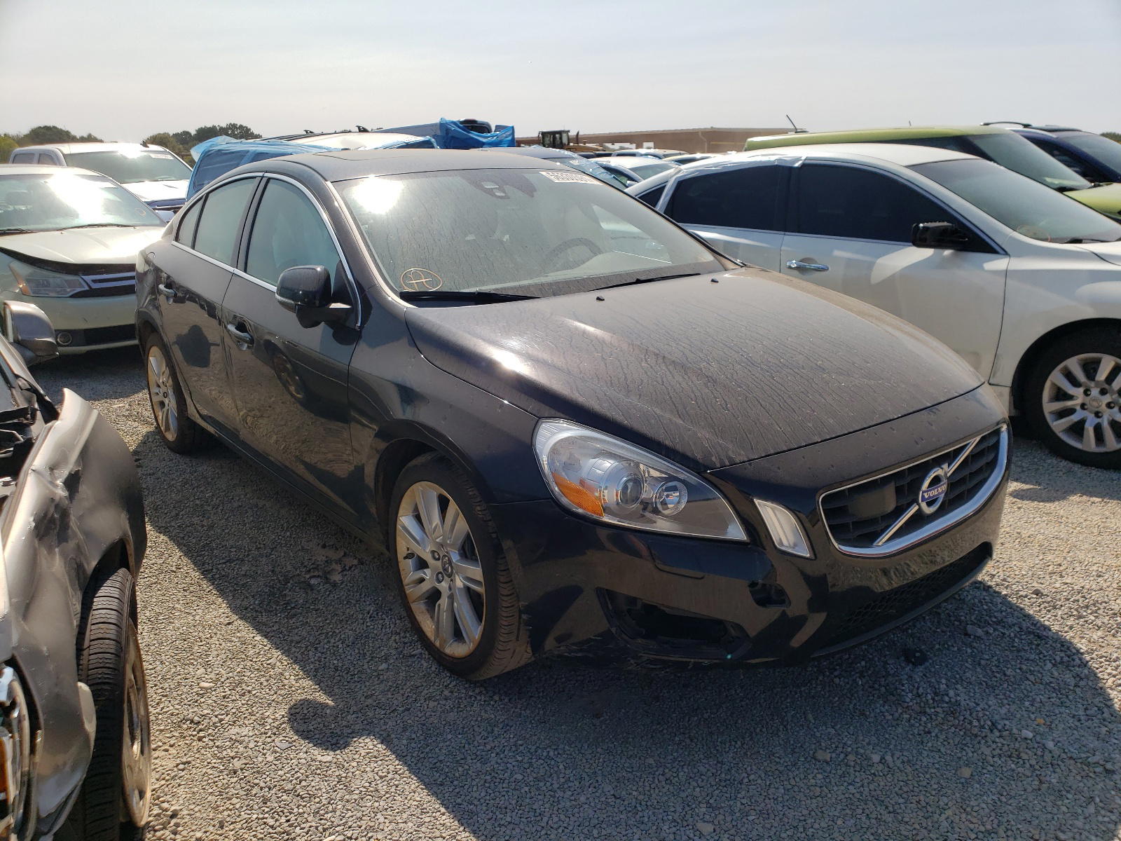 VOLVO S60 T6 2011 with VIN YV1902FH2B2003399 - Photo from auction