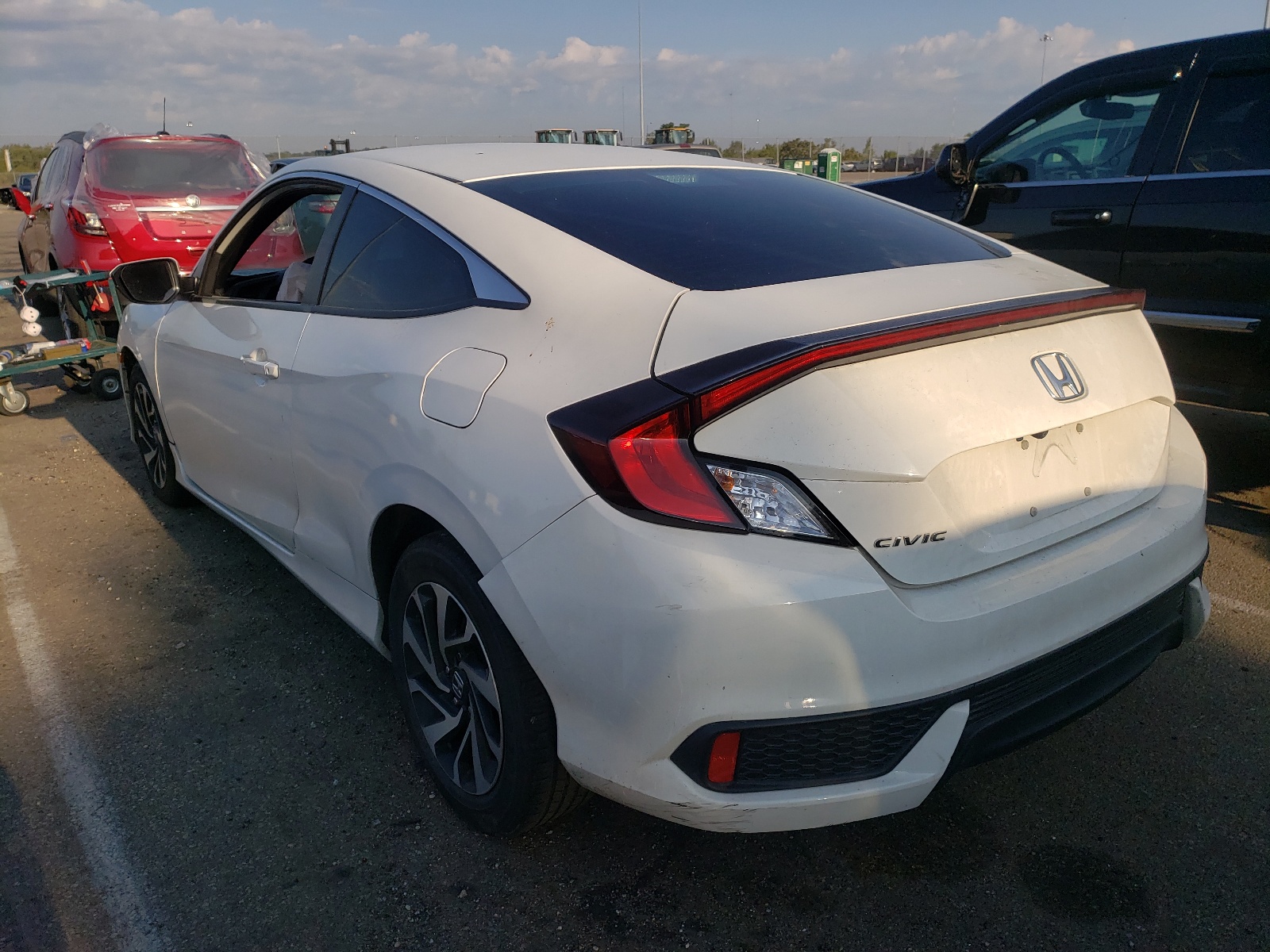 Photo 3 from auction – 2016 HONDA CIVIC LX with VIN 2HGFC4B56GH306855