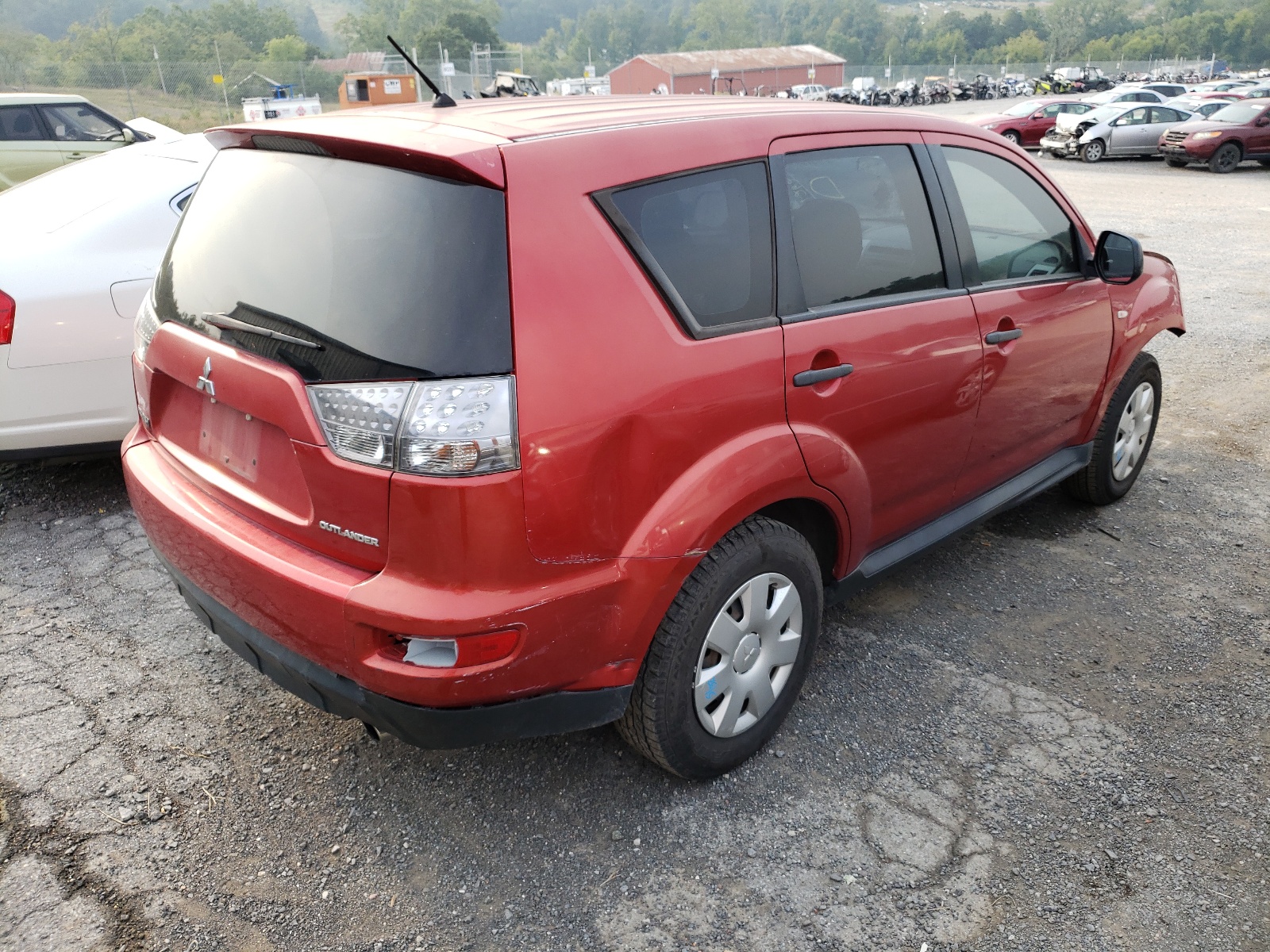 Photo 4 from auction – 2010 MITSUBISHI OUTLANDER with VIN JA4AS2AW9AZ001183