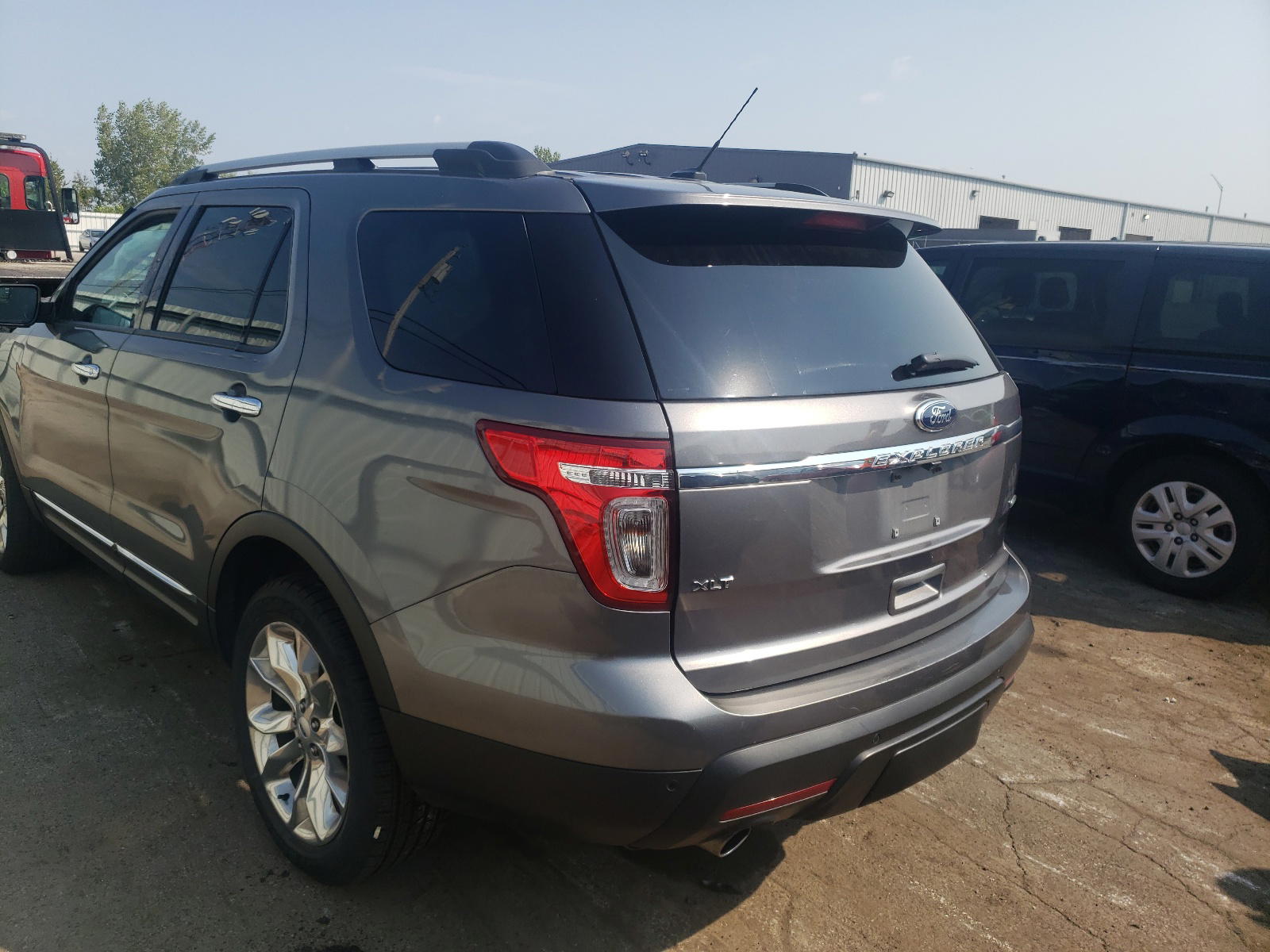 Photo 3 from auction – 2014 FORD EXPLORER X with VIN 1FM5K8D86EGC34071