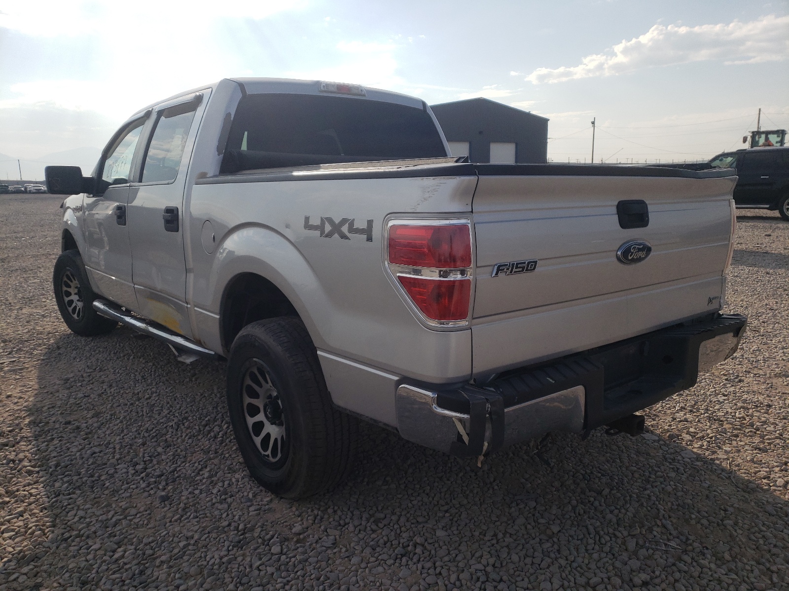 Photo 3 from auction – 2010 FORD F150 SUPER with VIN 1FTFW1EV4AFB50632