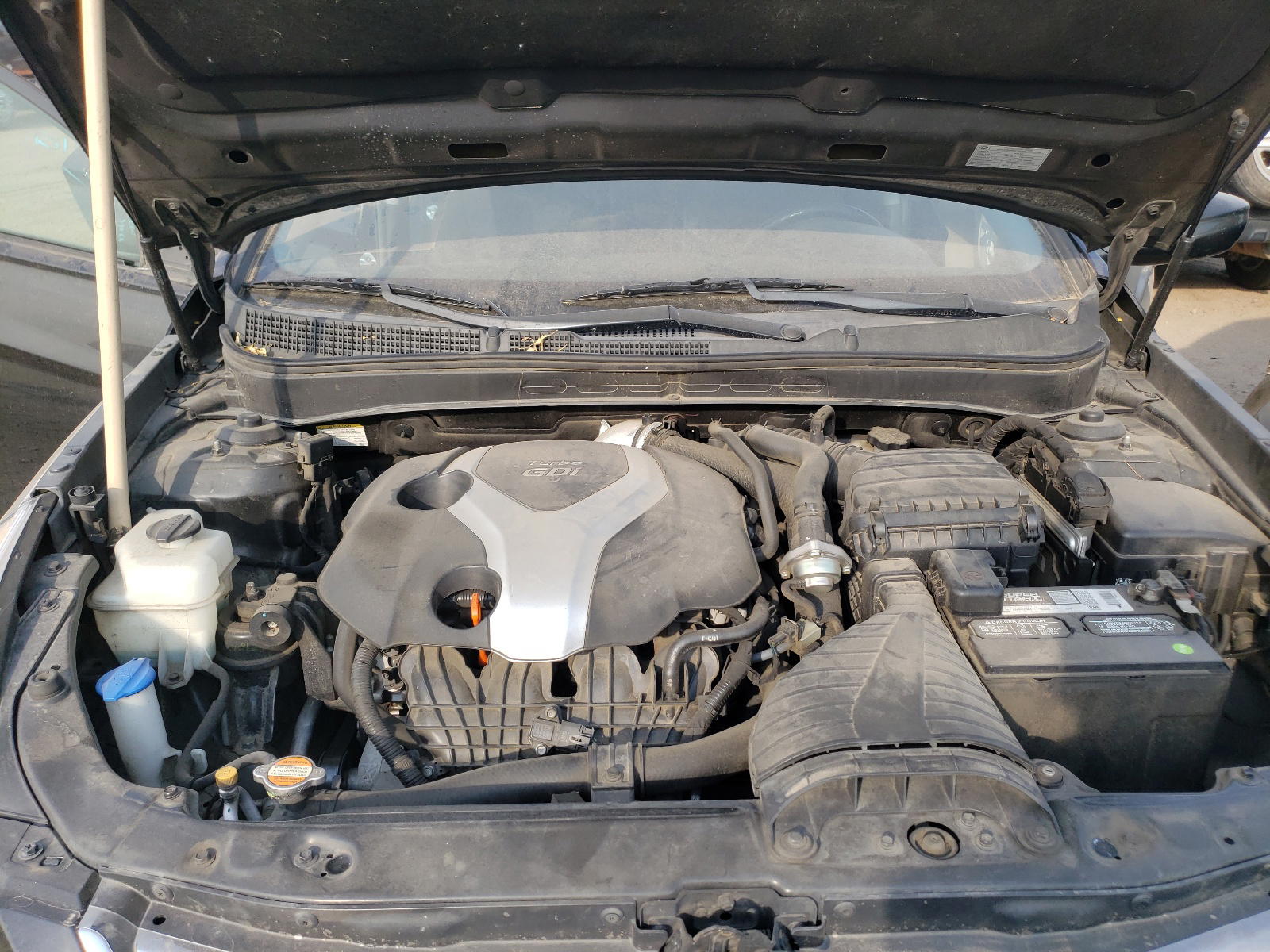 Photo 7 from auction – 2012 HYUNDAI SONATA SE with VIN 5NPEC4AB0CH421311
