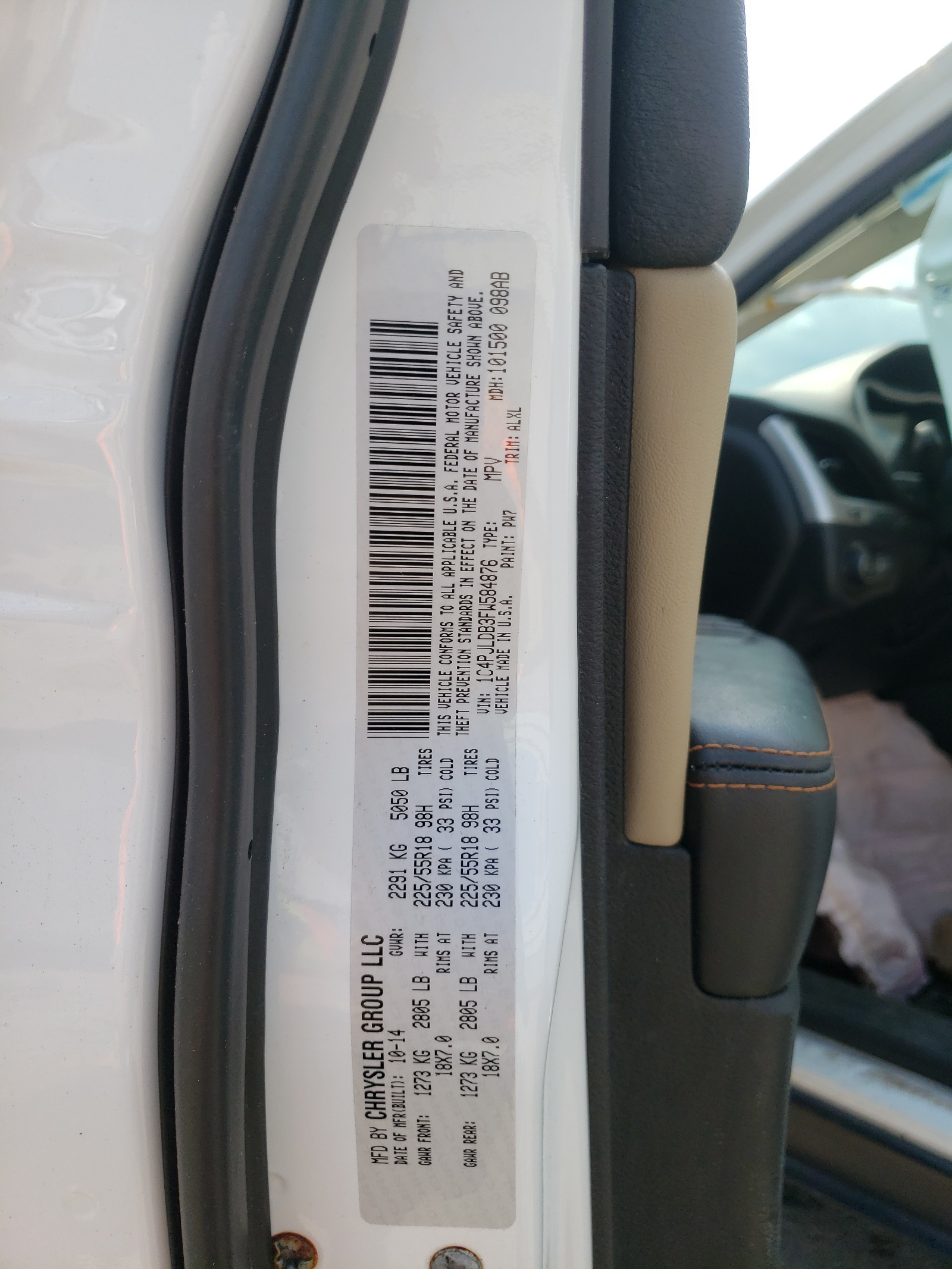 Photo 10 from auction – 2015 JEEP CHEROKEE L with VIN 1C4PJLDB3FW584876