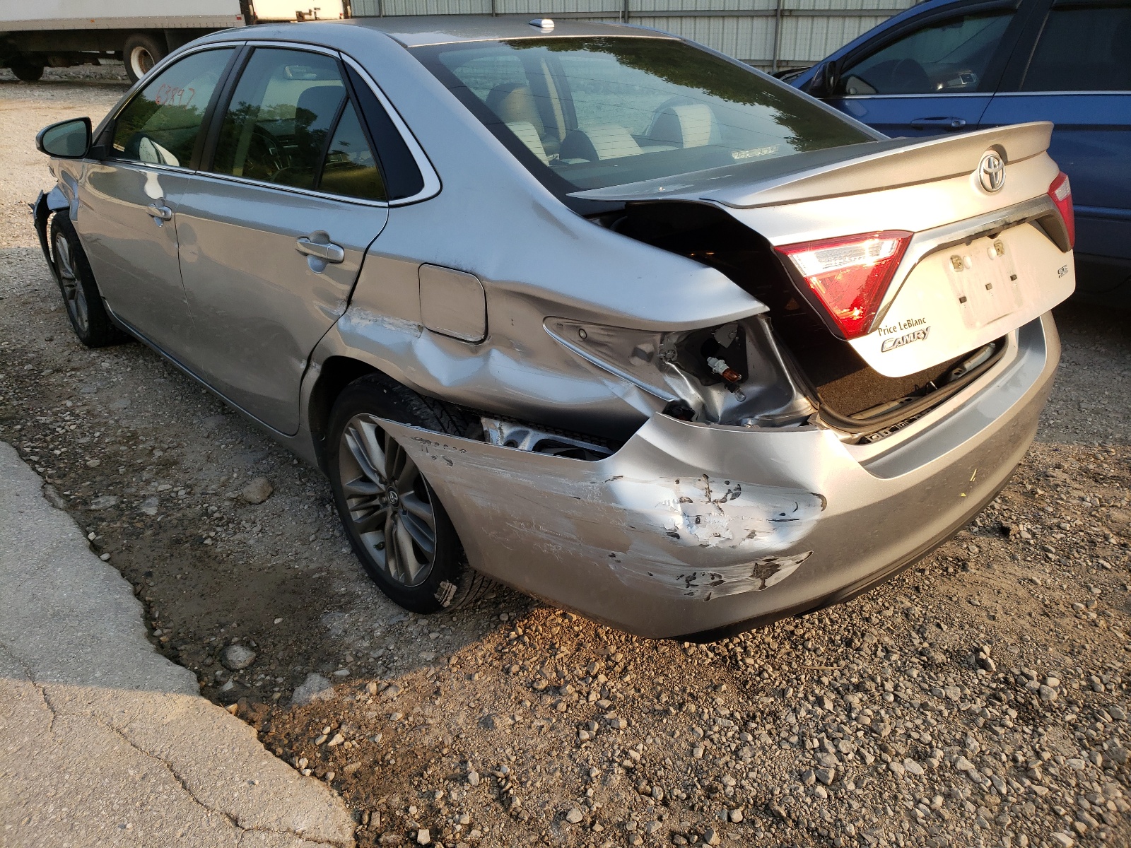 Photo 9 from auction – 2016 TOYOTA CAMRY LE with VIN 4T1BF1FK7GU244457