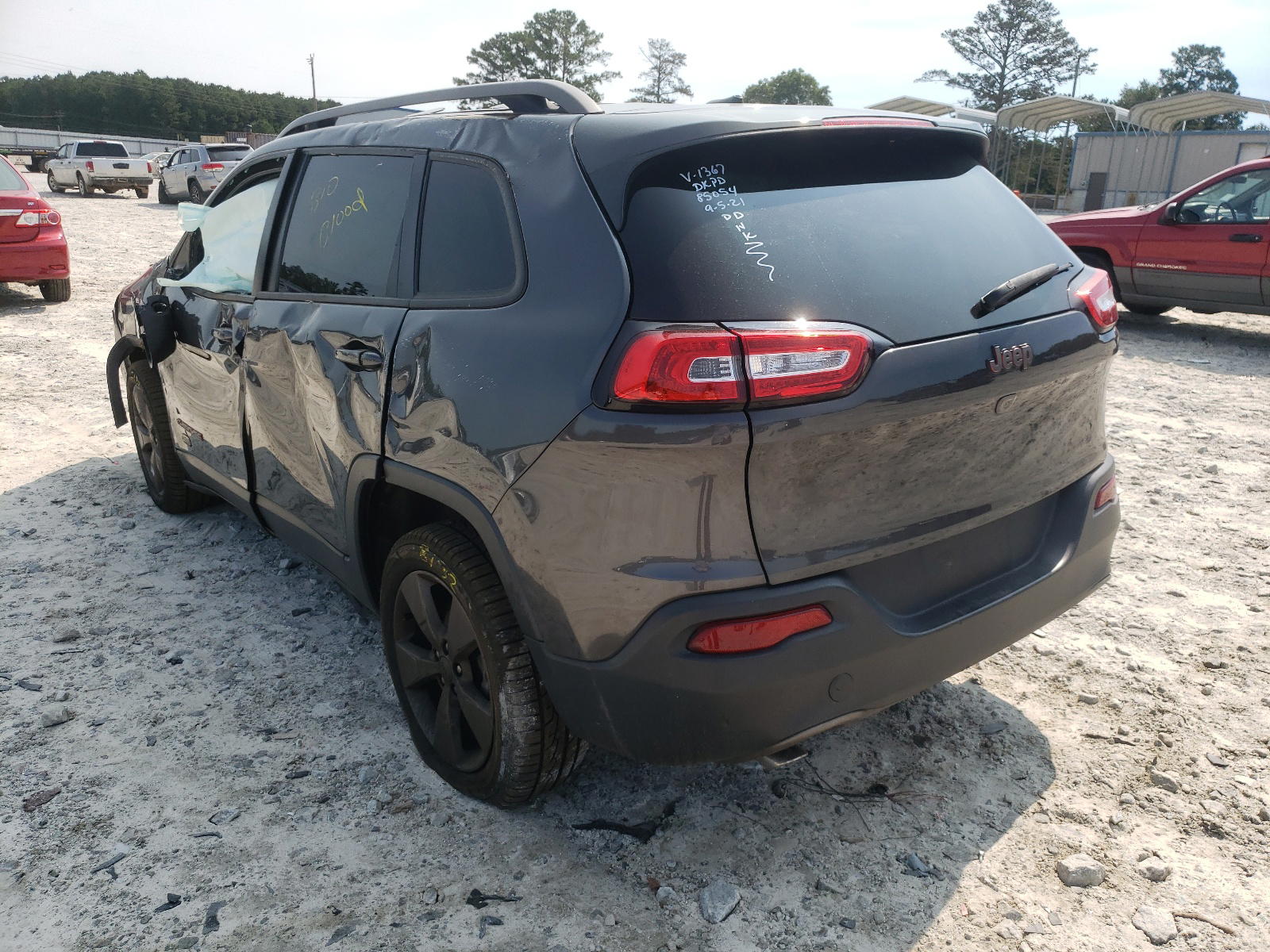 Photo 3 from auction – 2016 JEEP CHEROKEE L with VIN 1C4PJLCB3GW291367