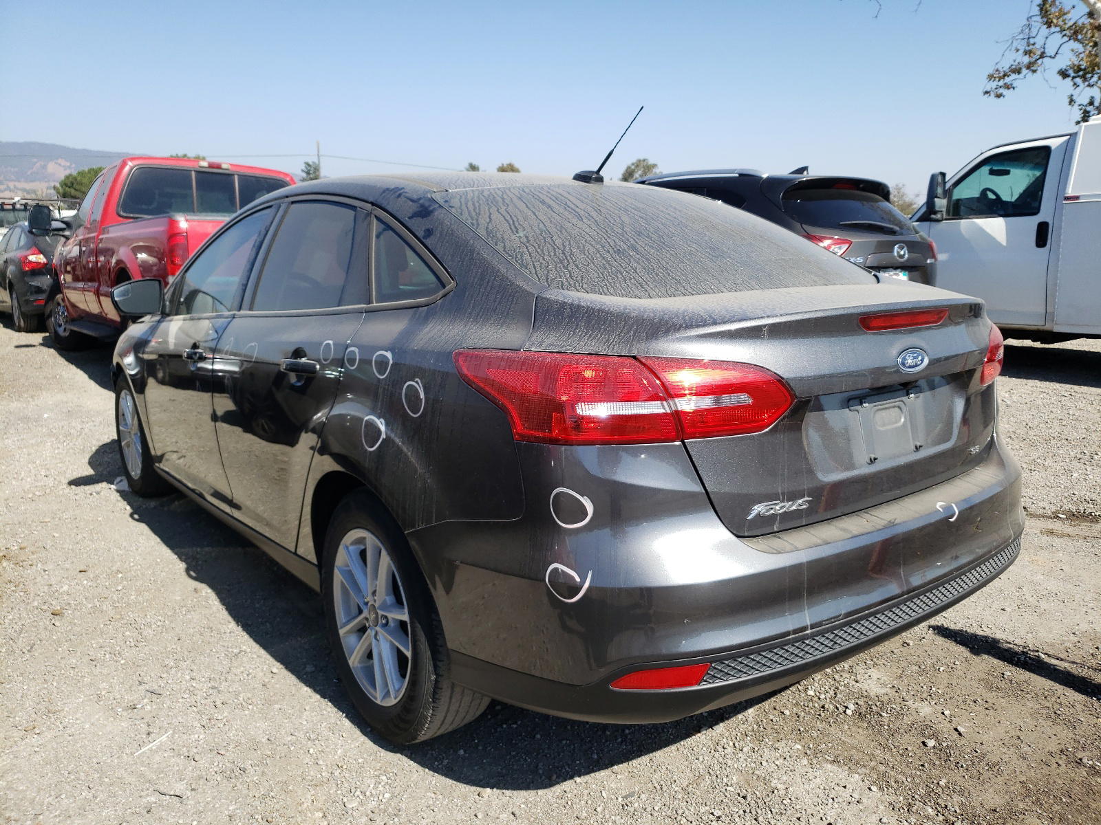 Photo 3 from auction – 2018 FORD FOCUS SE with VIN 1FADP3F24JL205723