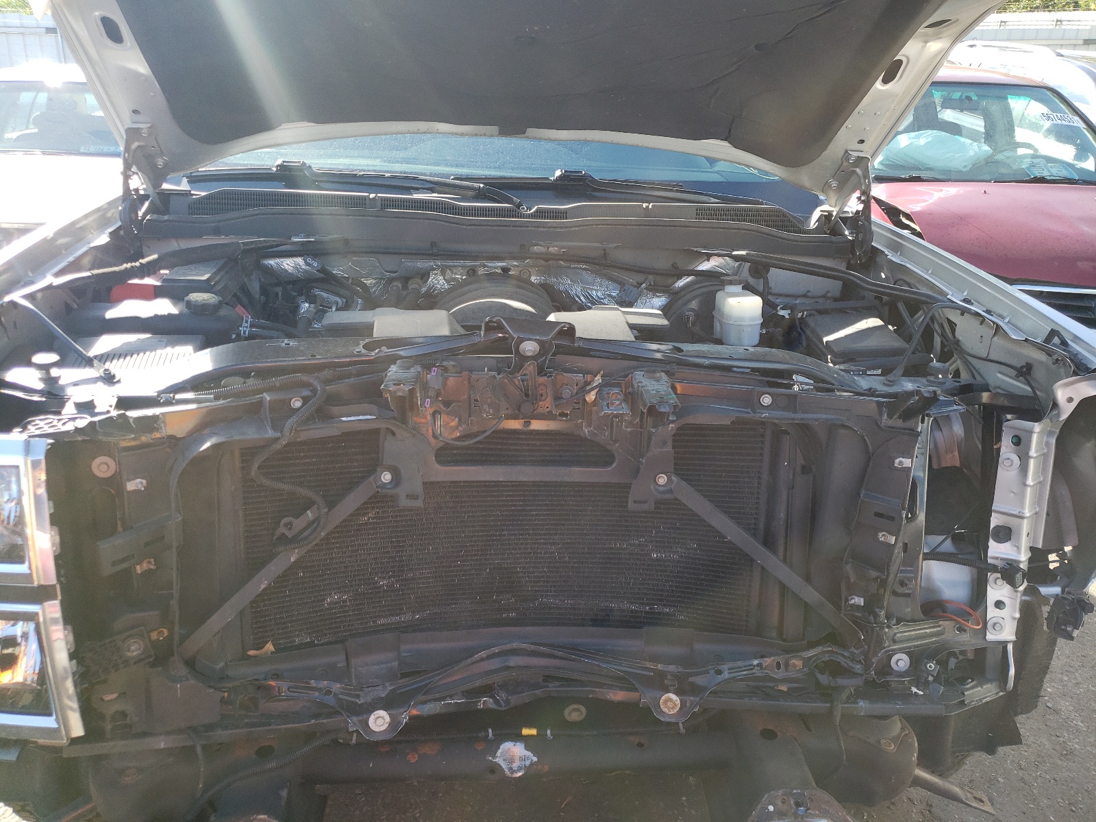 Photo 7 from auction – 2015 CHEVROLET SILVERADO with VIN 3GCUKRECXFG373957