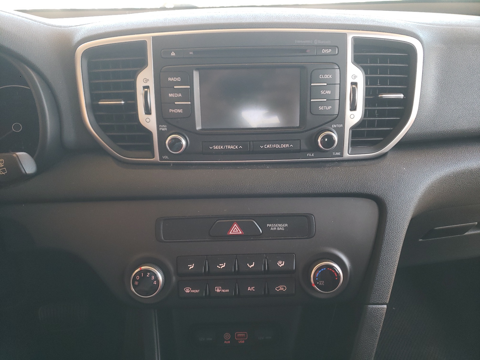Photo 9 from auction – 2018 KIA SPORTAGE L with VIN KNDPM3AC8J7326327