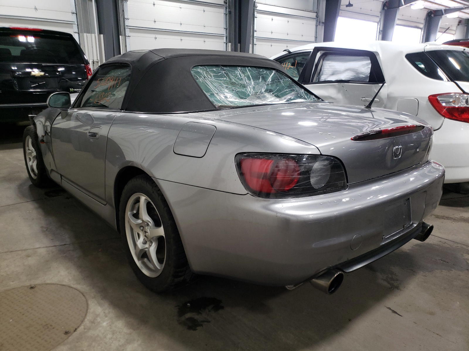 Photo 3 from auction – 2000 HONDA S2000 with VIN JHMAP114XYT001365