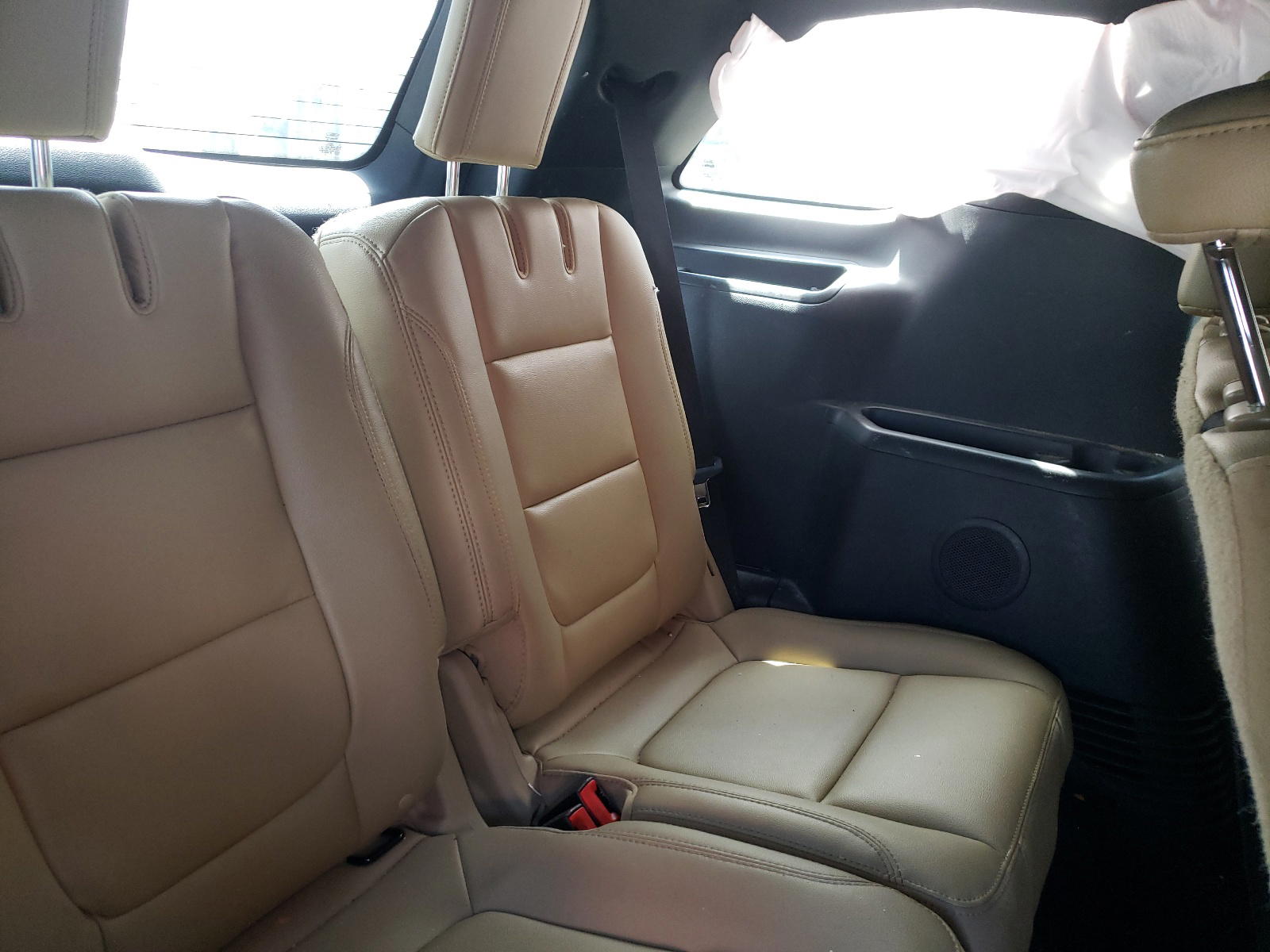 Photo 6 from auction – 2016 FORD EXPLORER X with VIN 1FM5K8D80GGB83539