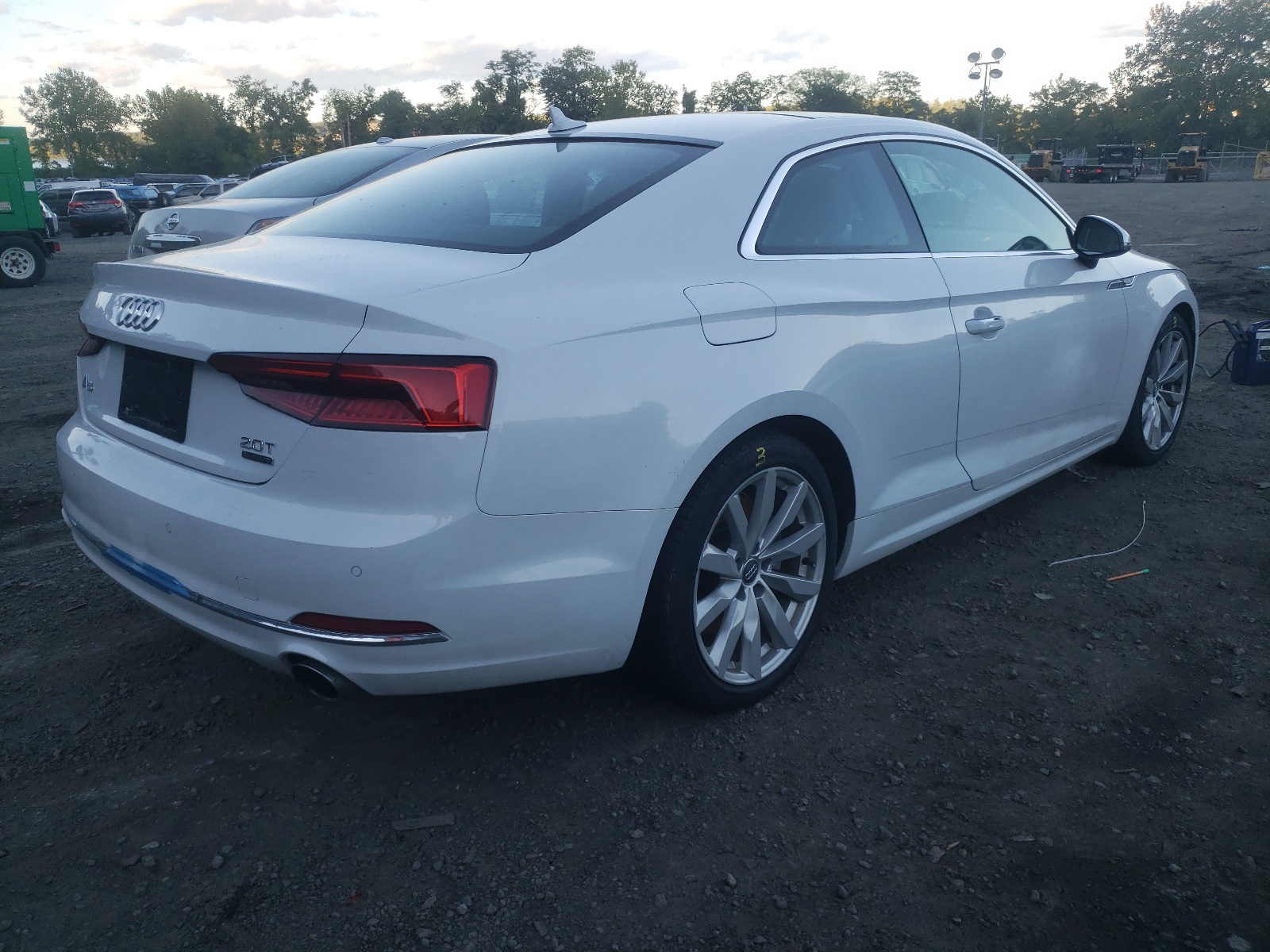 صورة رقم 4 من المزاد - 2018 AUDI A5 PREMIUM مع VIN WAUPNAF53JA005789