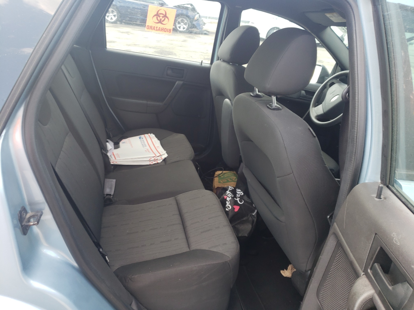 Photo 6 from auction – 2009 FORD FOCUS SE with VIN 1FAHP35N89W259467