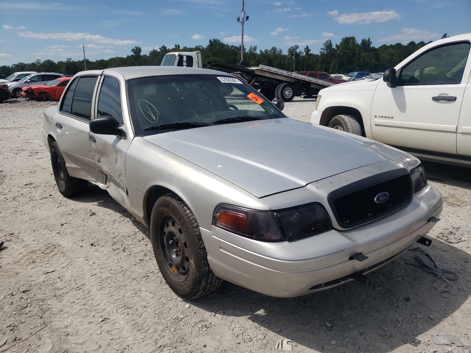 Photo 1 from auction – 2006 FORD CROWN VICT with VIN 2FAHP71W86X147273