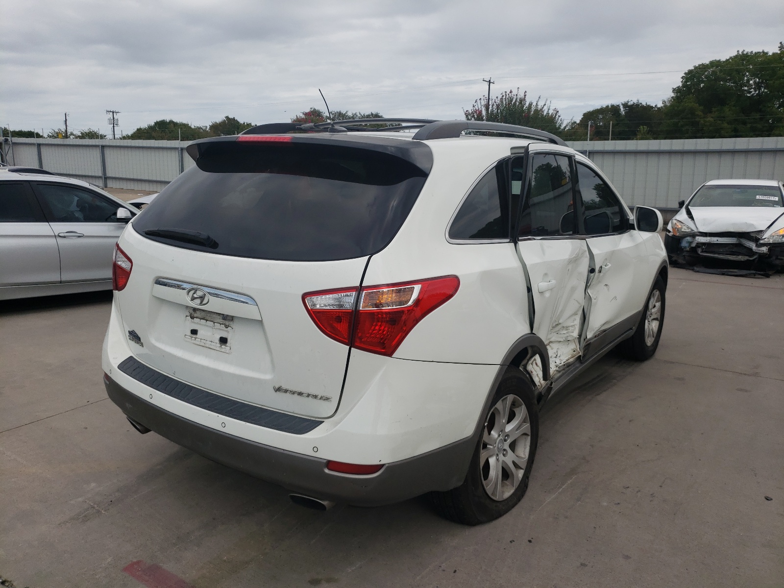 Photo 4 from auction – 2011 HYUNDAI VERACRUZ G with VIN KM8NU4CC3BU148982