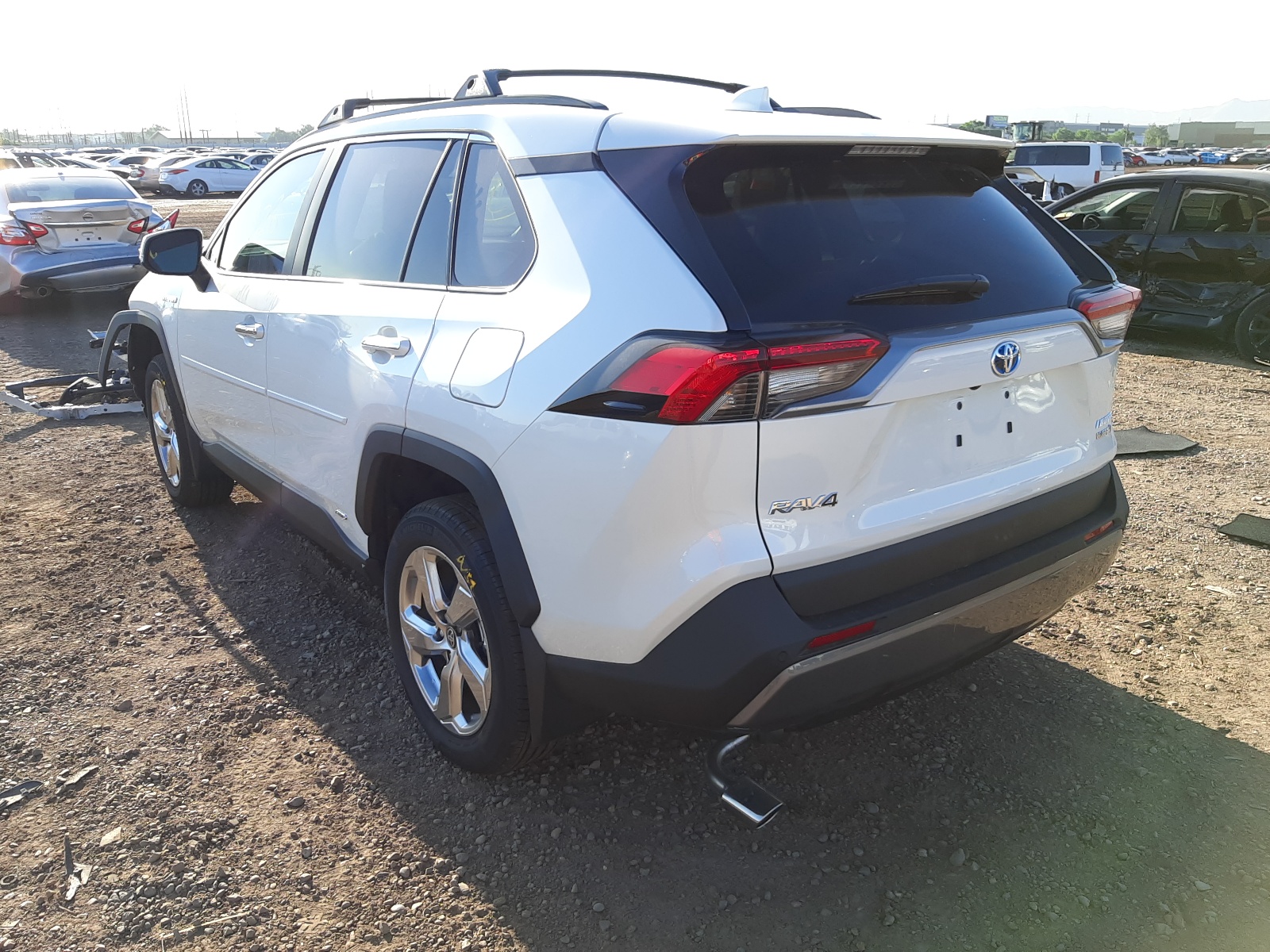 Photo 3 from auction – 2021 TOYOTA RAV4 LIMIT with VIN 4T3D6RFV2MU044753