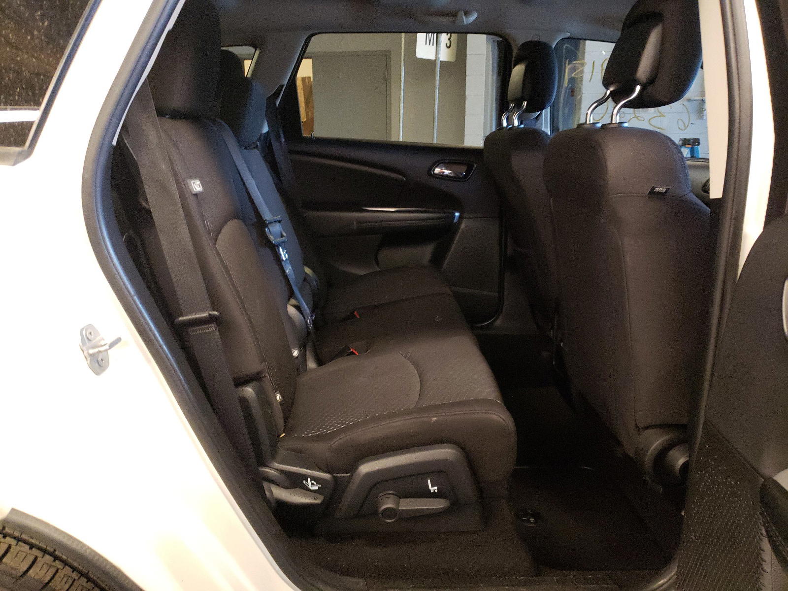Photo 6 from auction – 2017 DODGE JOURNEY SE with VIN 3C4PDCAB5HT708893