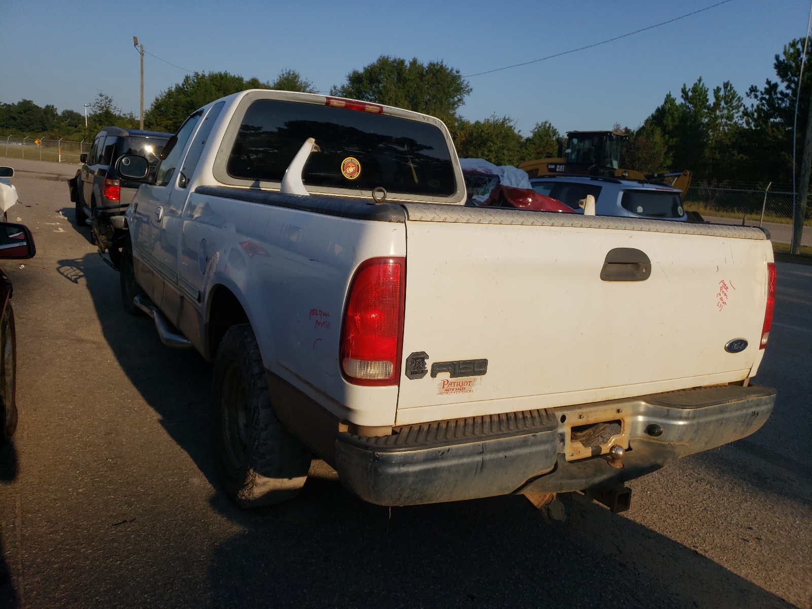 Photo 3 from auction – 1998 FORD F150 with VIN 1FTRX17L0WNA68786