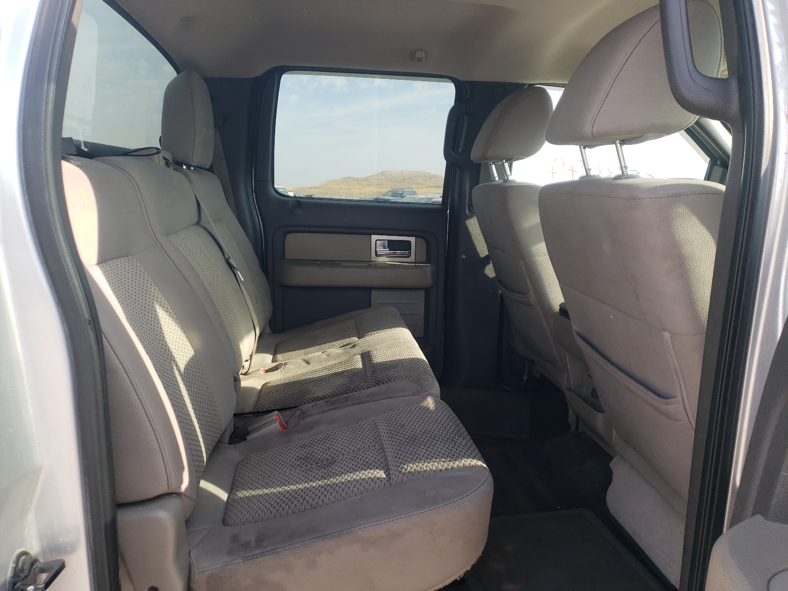 Photo 6 from auction – 2010 FORD F150 SUPER with VIN 1FTFW1EV4AFB50632