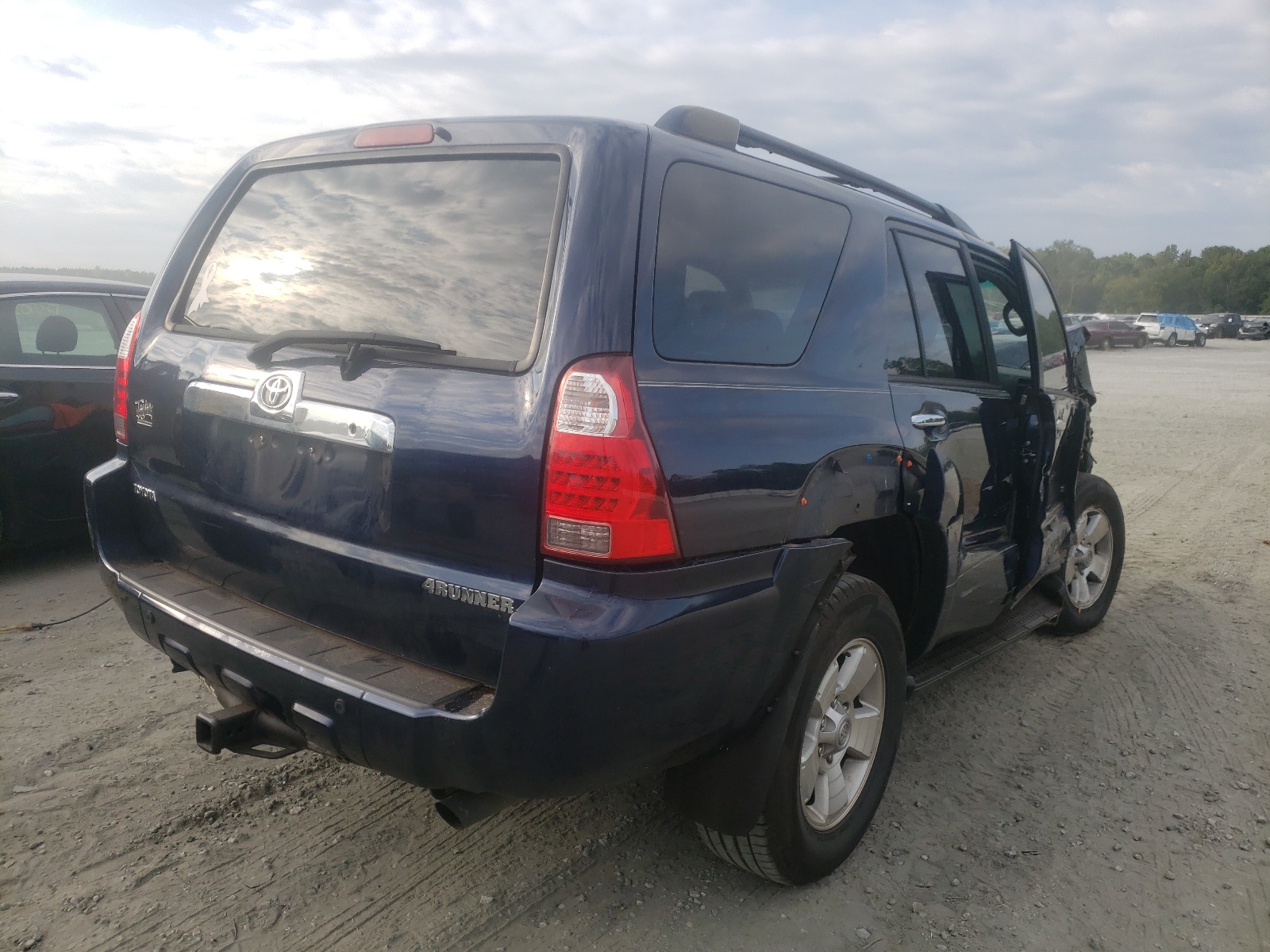 Zdjęcie 4 z aukcji – 2007 TOYOTA 4RUNNER SR z VIN JTEZU14R770084964