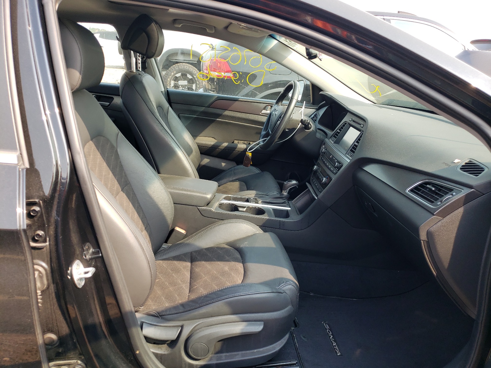 Photo 5 from auction – 2017 HYUNDAI SONATA SPO with VIN 5NPE34AF8HH510635