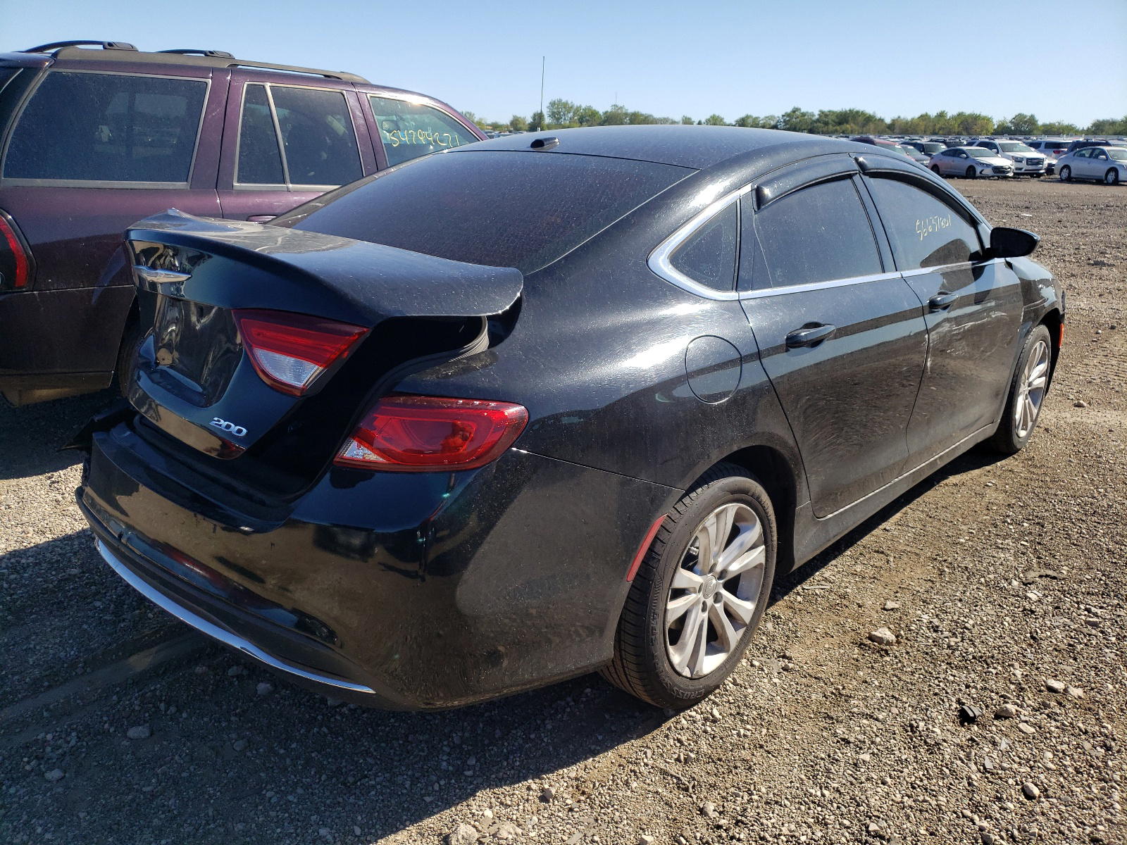 Photo 4 from auction – 2015 CHRYSLER 200 LIMITE with VIN 1C3CCCAB7FN708462