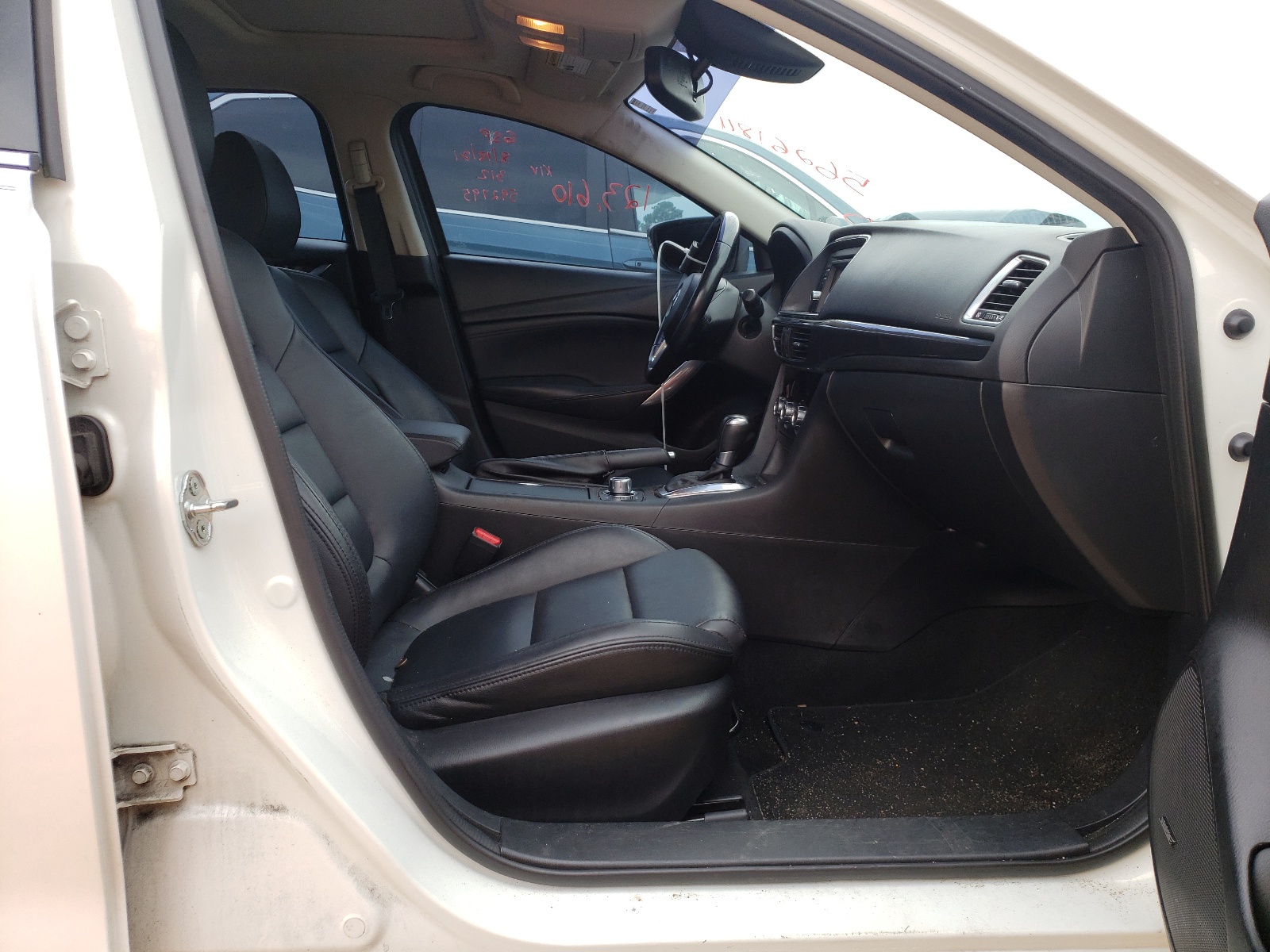 Photo 5 from auction – 2015 MAZDA 6 TOURING with VIN JM1GJ1T63F1163620