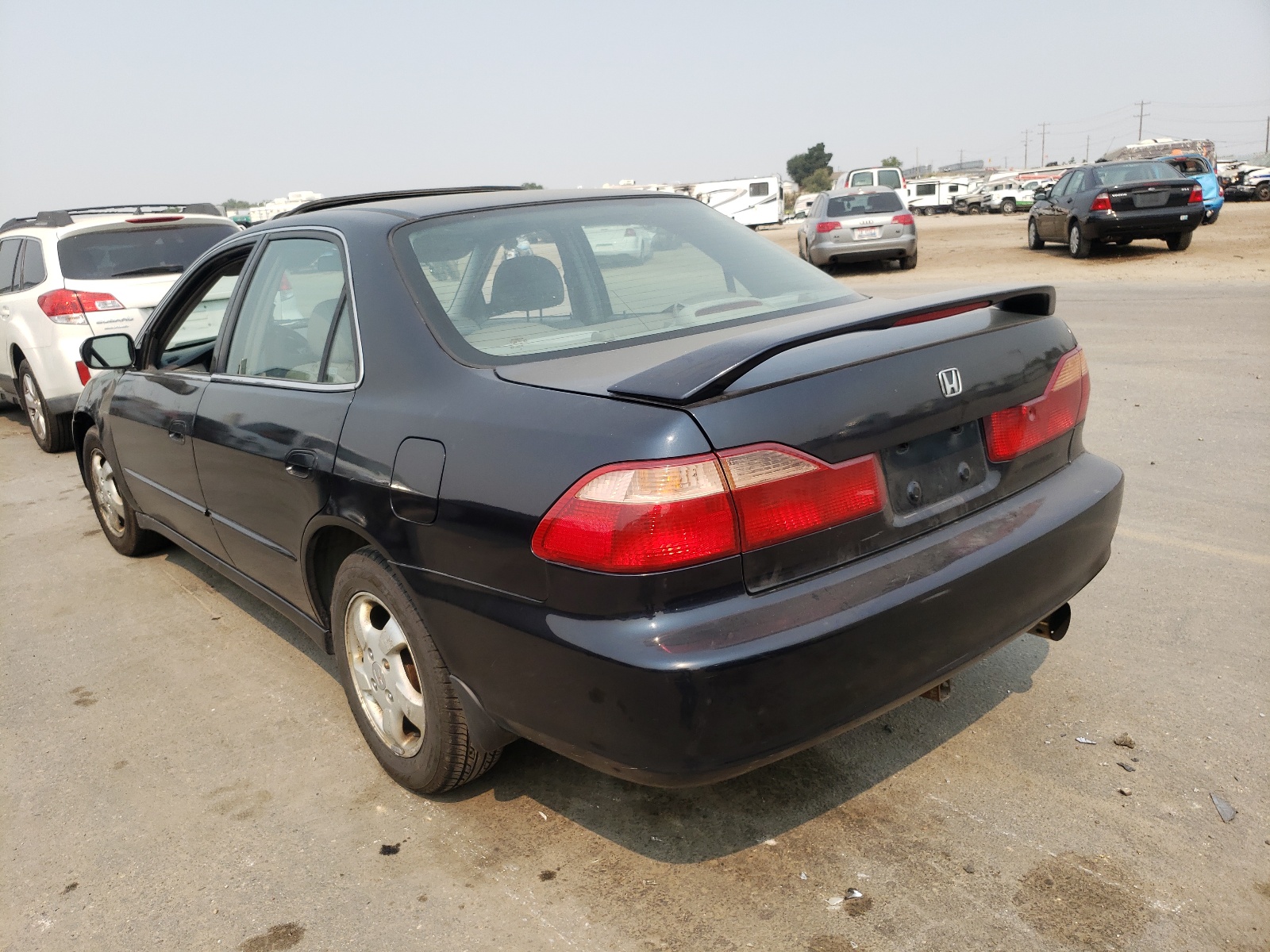 Photo 3 from auction – 2000 HONDA ACCORD EX with VIN 1HGCG5560YA090700