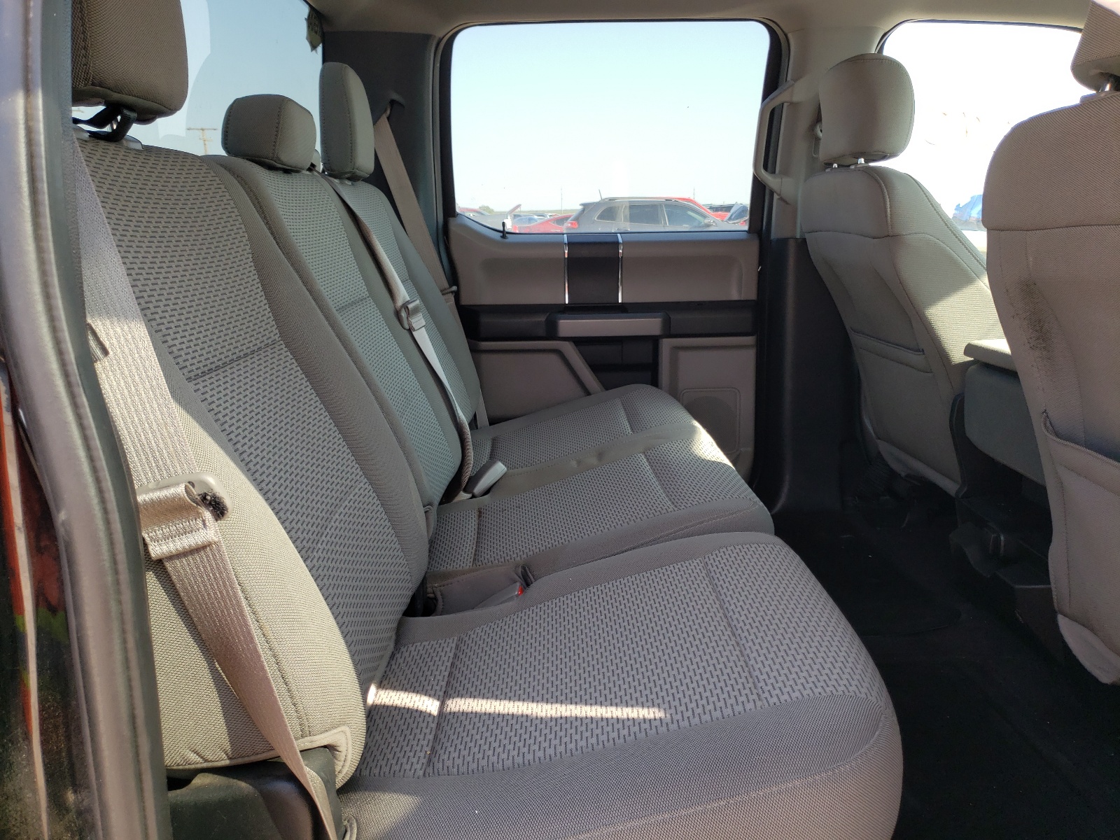 Photo 6 from auction – 2017 FORD F150 SUPER with VIN 1FTEW1E81HFB67727