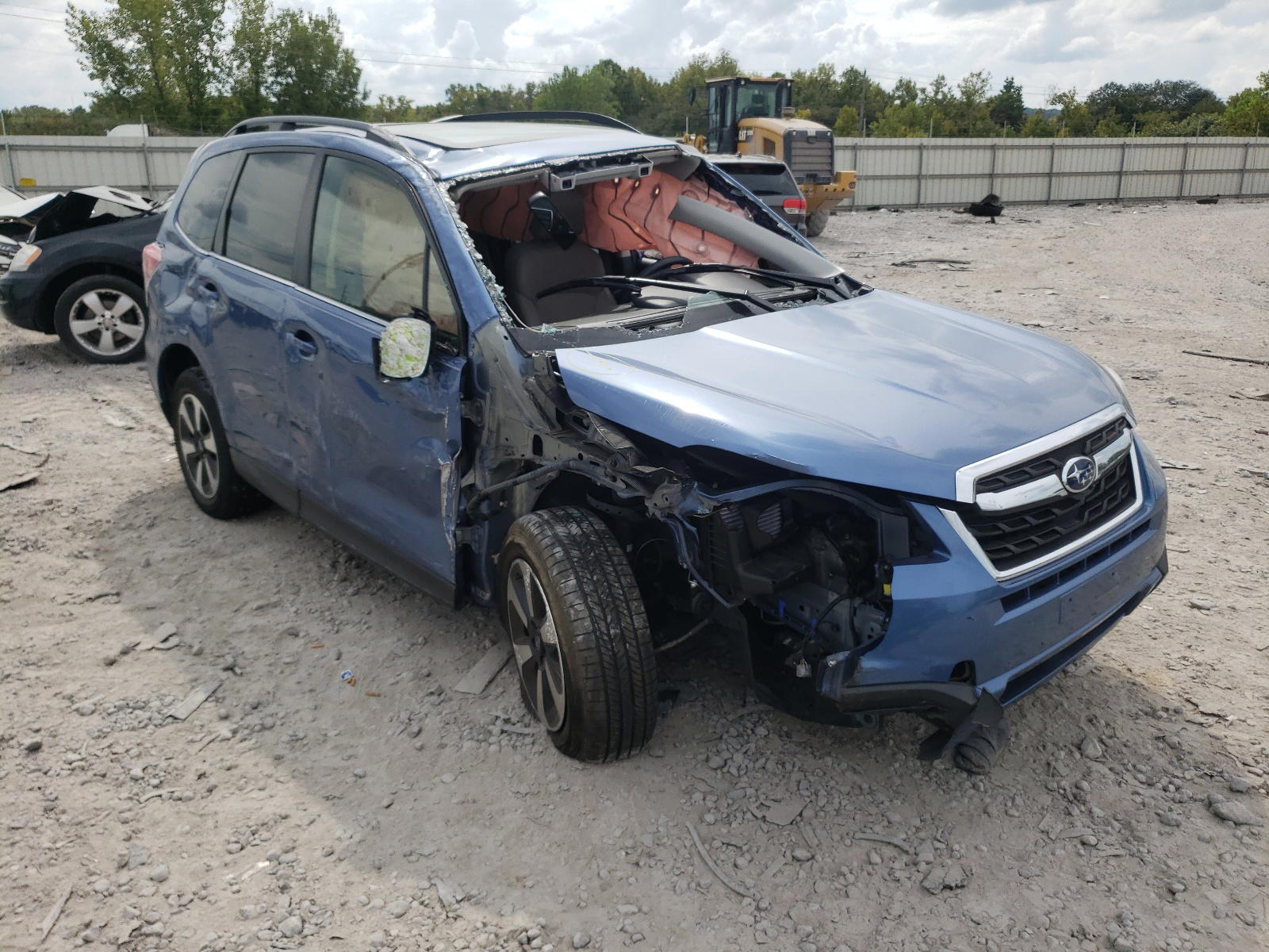 SUBARU FORESTER 2 2018 with VIN JF2SJARC9JH455507 - Photo from auction
