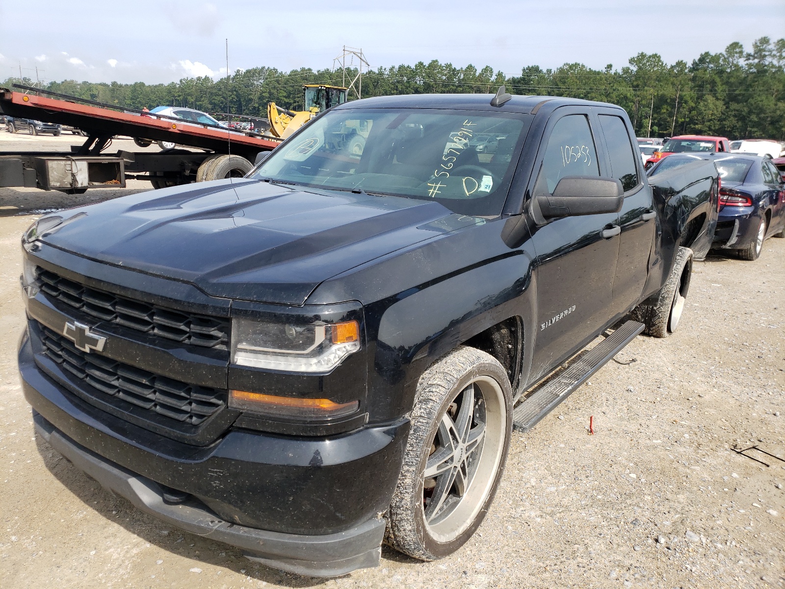 Photo 2 from auction – 2017 CHEVROLET SILVERADO with VIN 1GCRCPEH3HZ232363