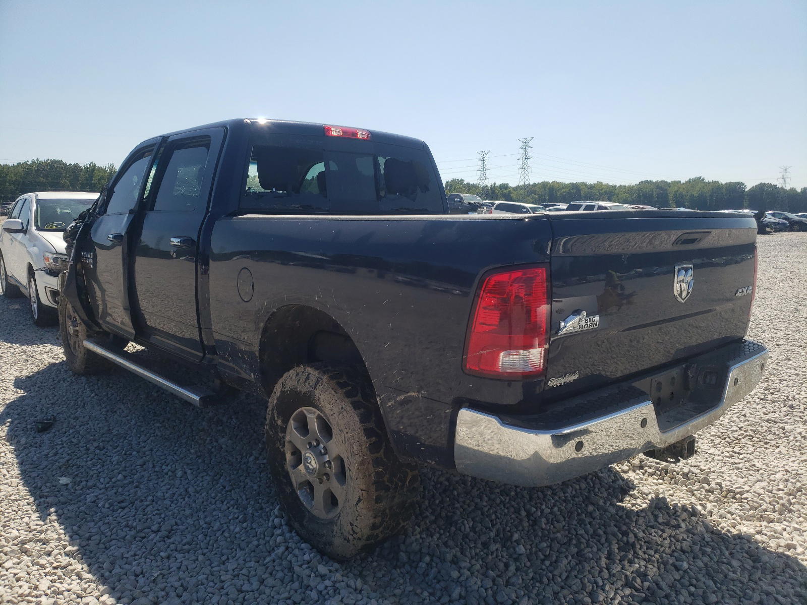 Photo 3 from auction – 2018 RAM 2500 SLT with VIN 3C6UR5DL5JG393569