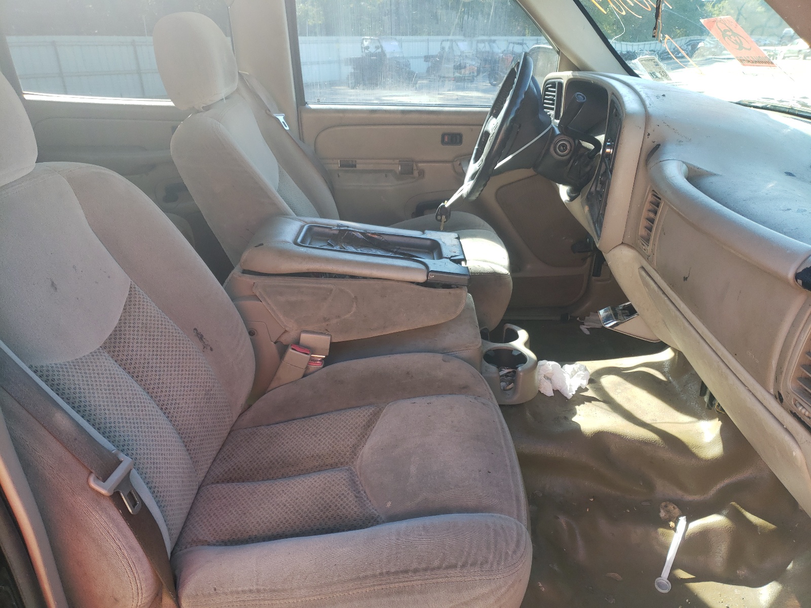 Photo 5 from auction – 2005 CHEVROLET AVALANCHE with VIN 3GNEC12Z95G140587
