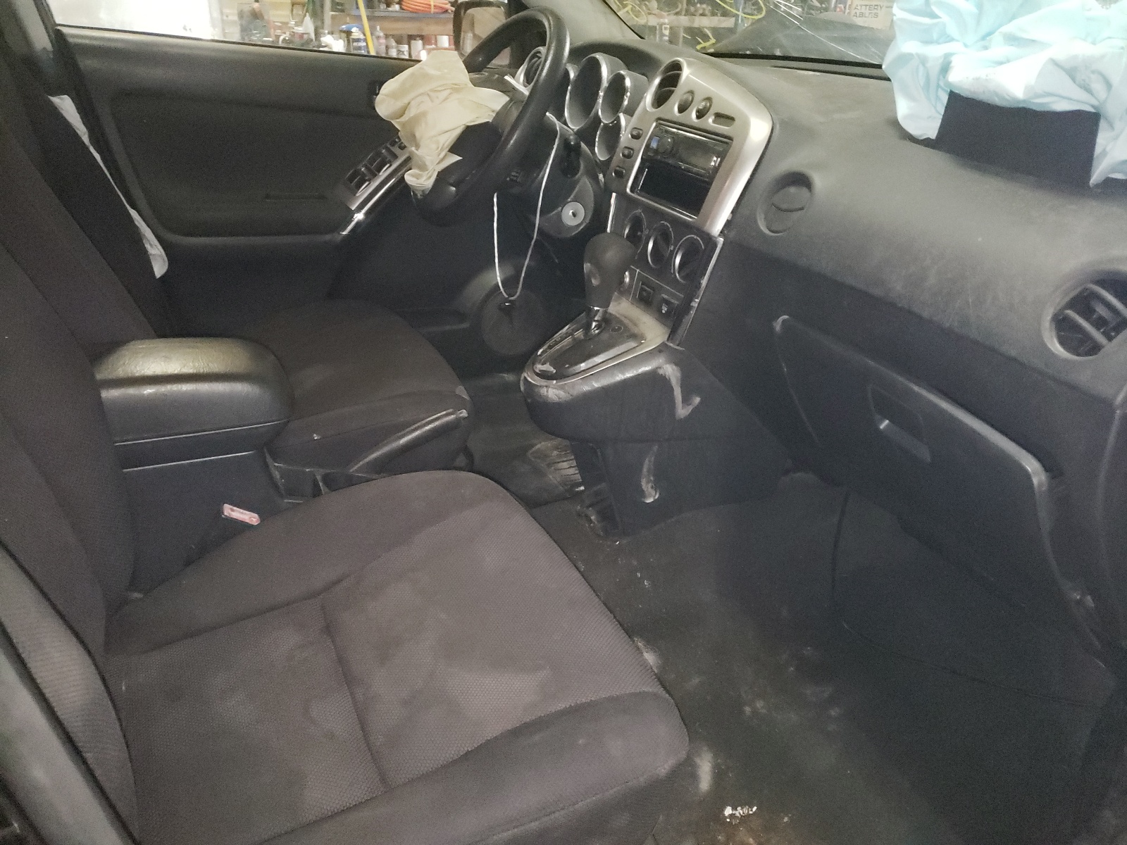 Photo 5 from auction – 2003 PONTIAC VIBE with VIN 5Y2SM64823Z431343